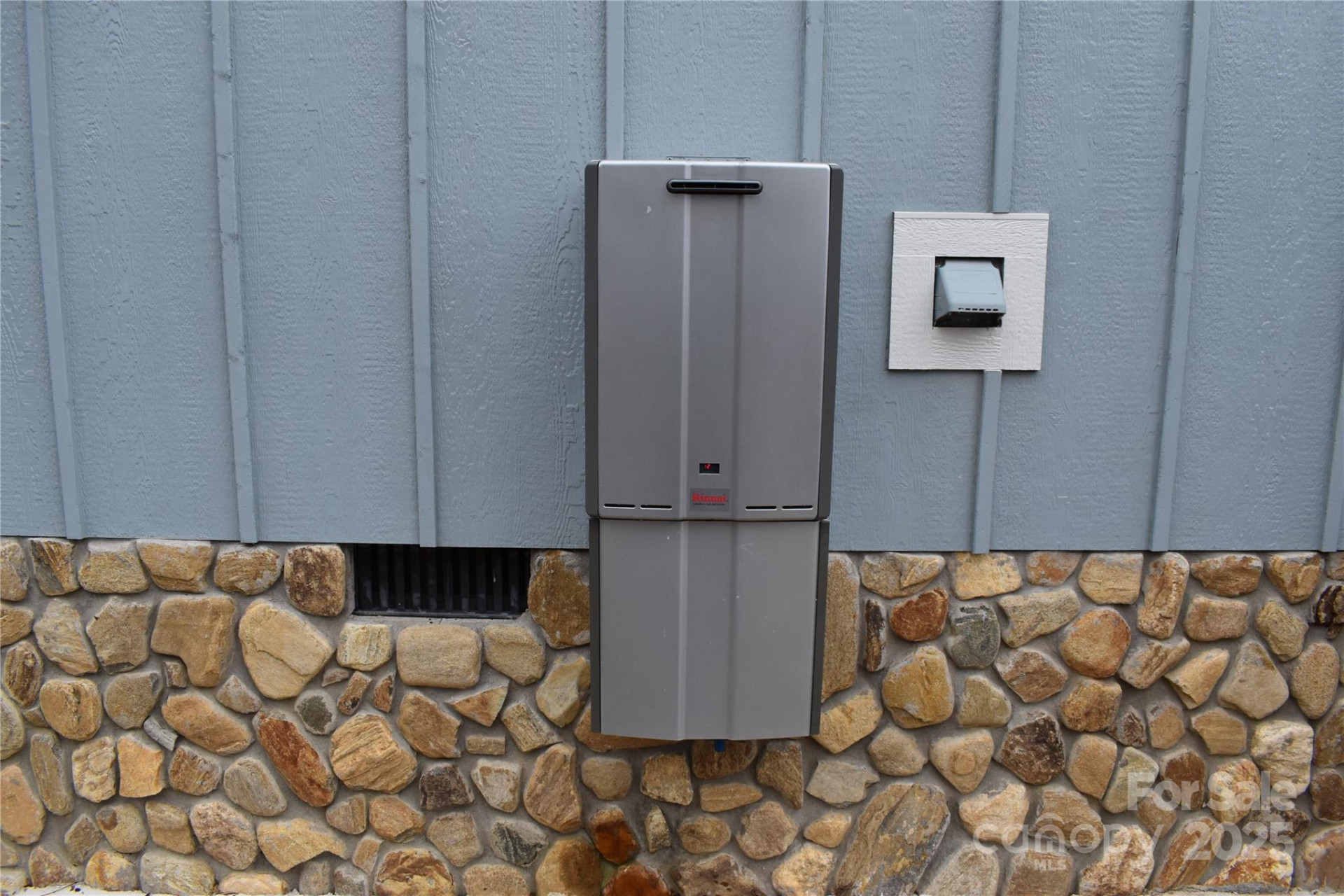 17 Meredith Lane - Photo 2