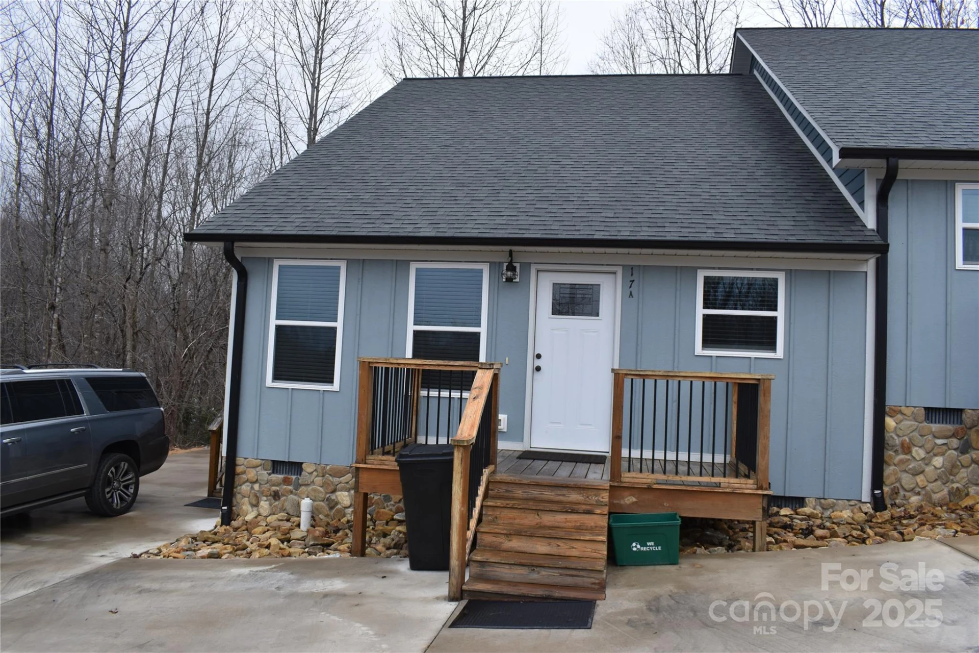 17 Meredith Lane - Photo 4