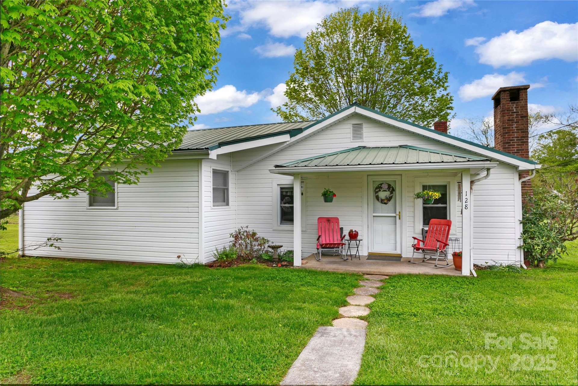 128 Summit Avenue - Photo 8