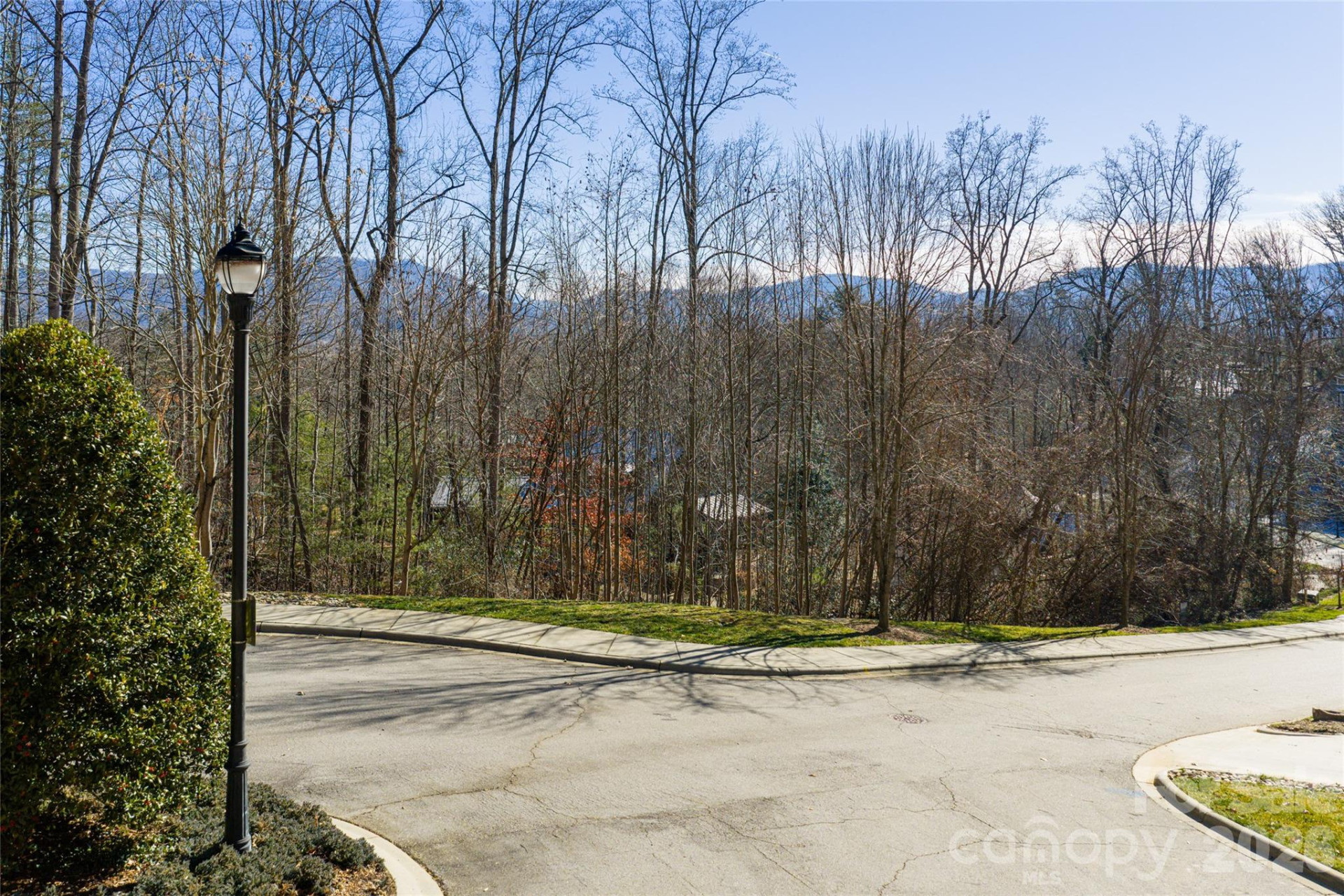 15 La Grange Drive - Photo 6