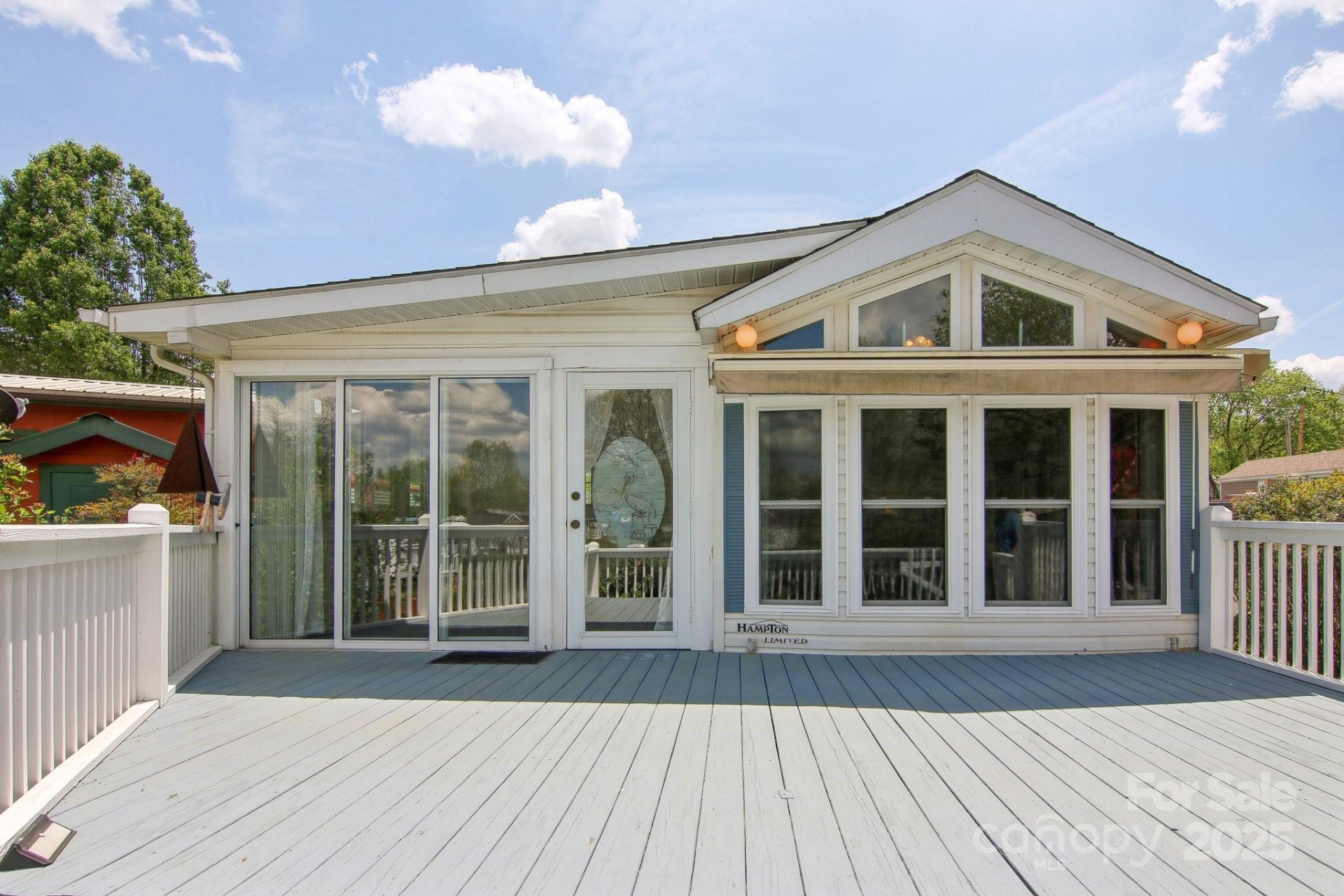 222 Pike Point - Photo 2