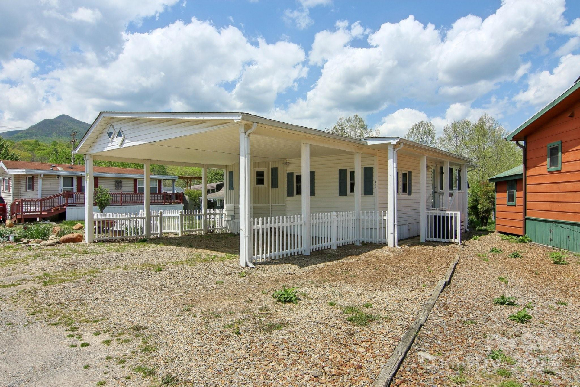 222 Pike Point - Photo 18