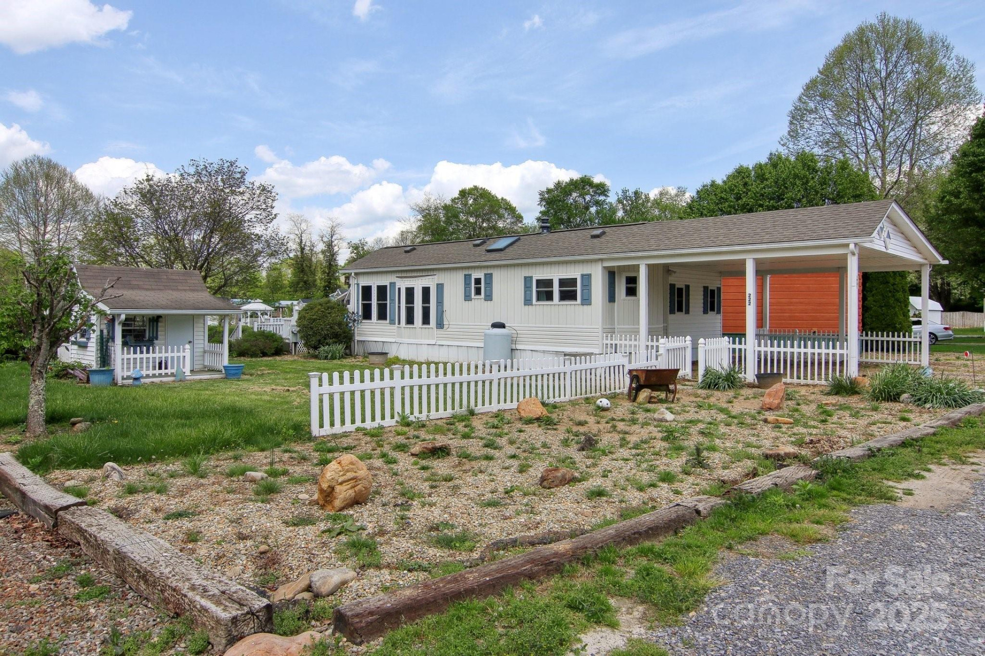 222 Pike Point - Photo 20