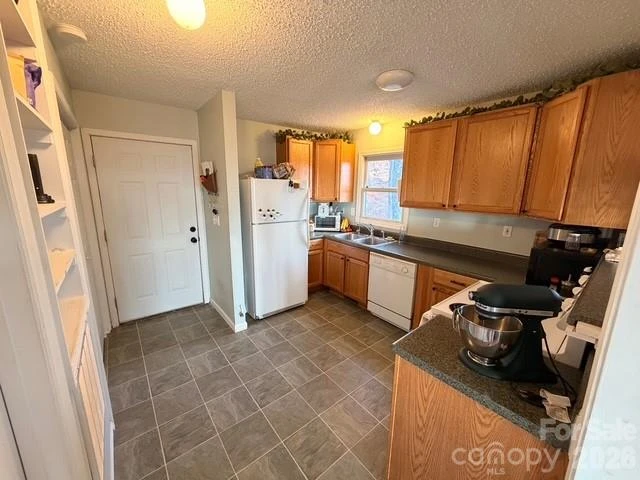 2329 Pinnacle Parkway - Photo 14