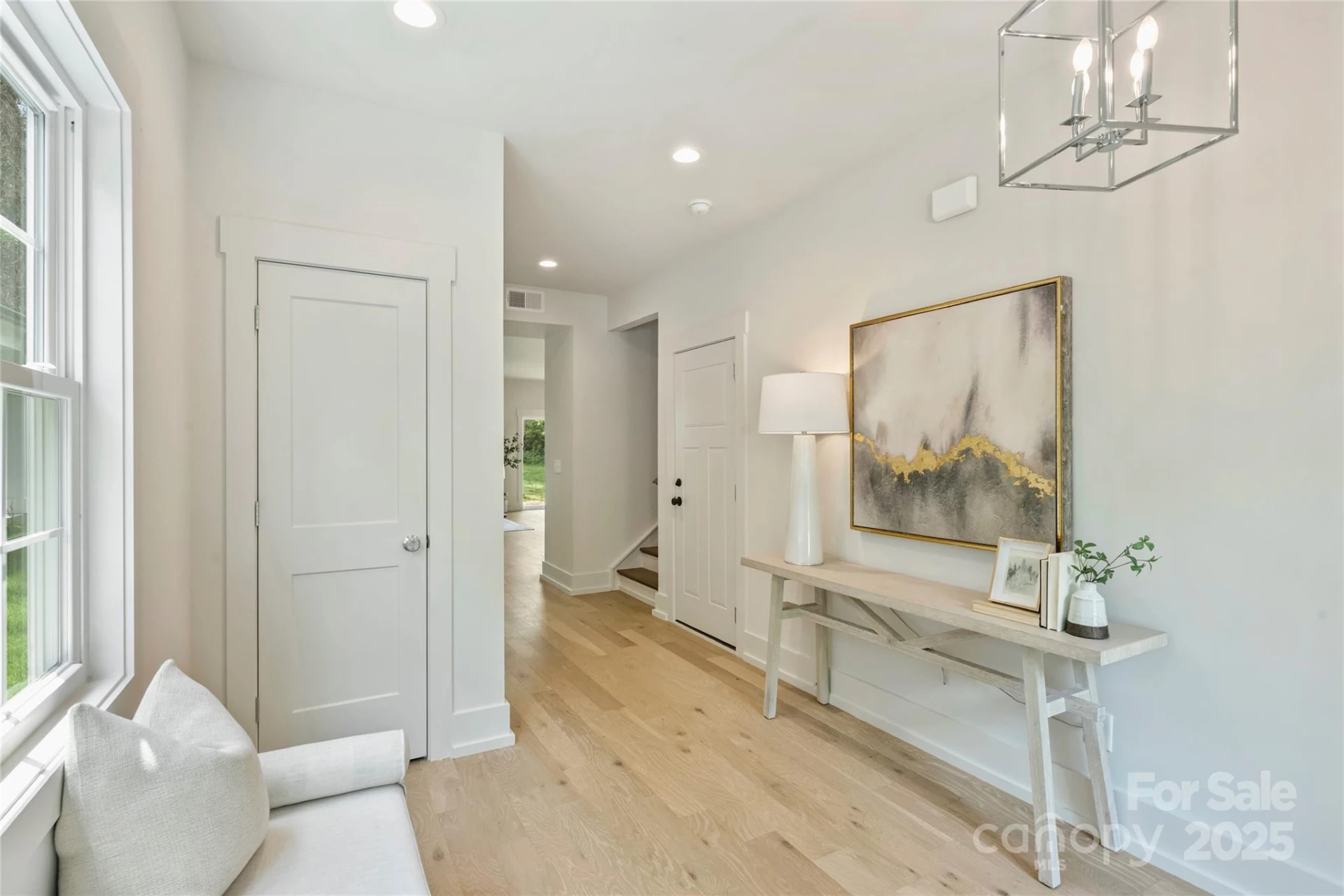 205 Coxe Avenue - Photo 2