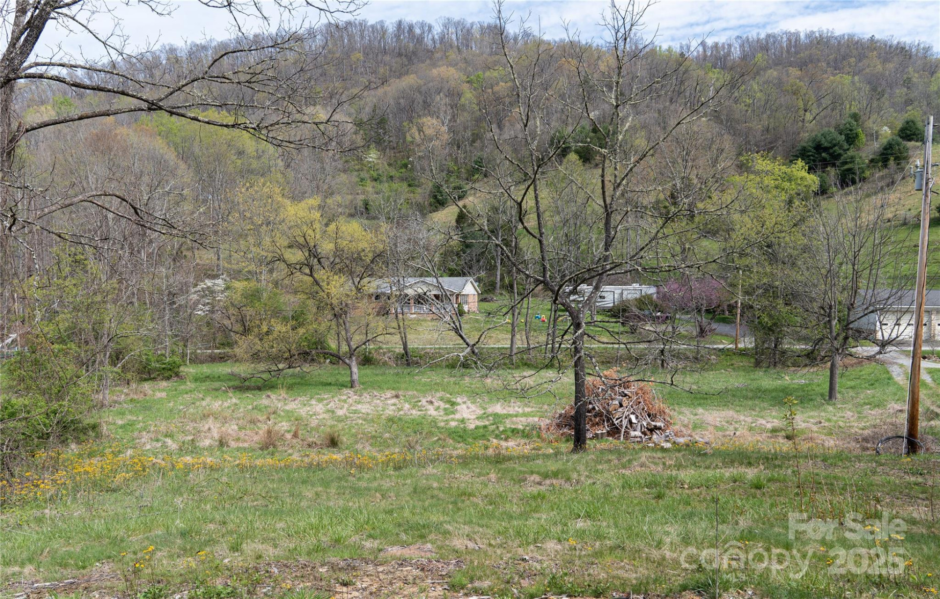 1408 Hamburg Road - Photo 2