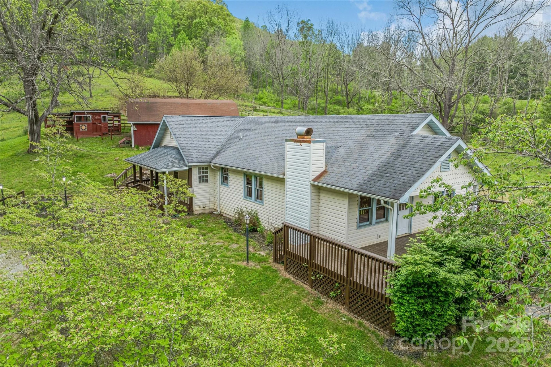 318 Sandy Way