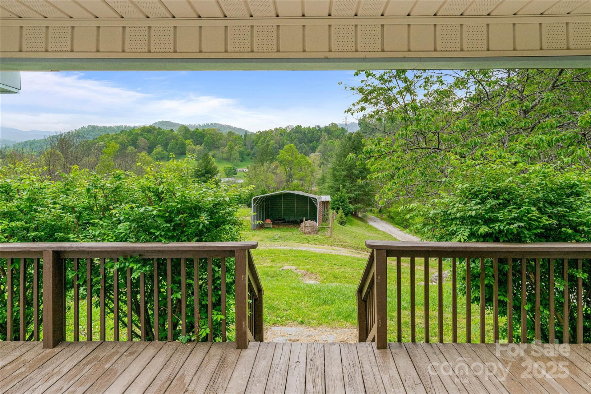 318 Sandy Way - Photo 17