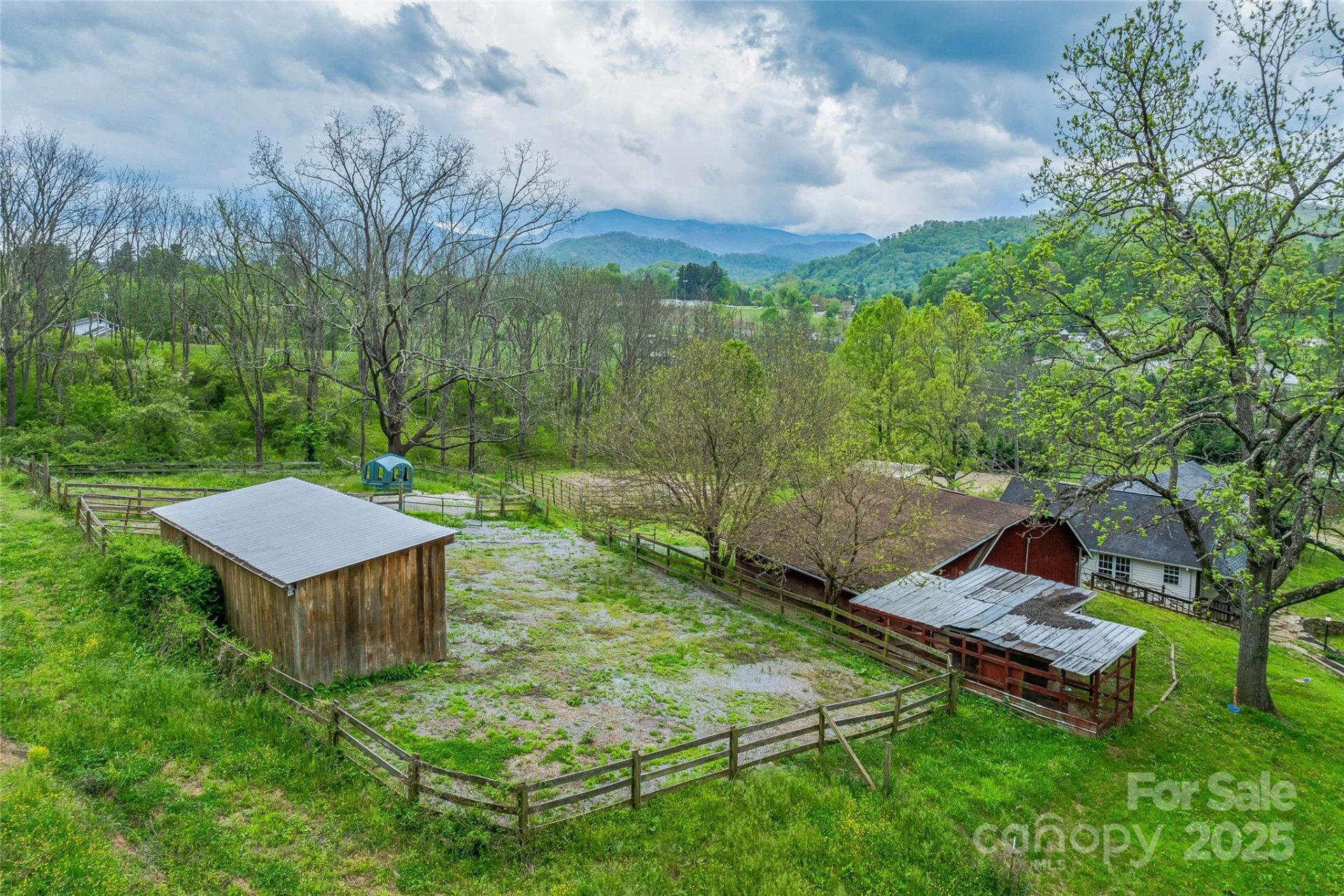 318 Sandy Way - Photo 22