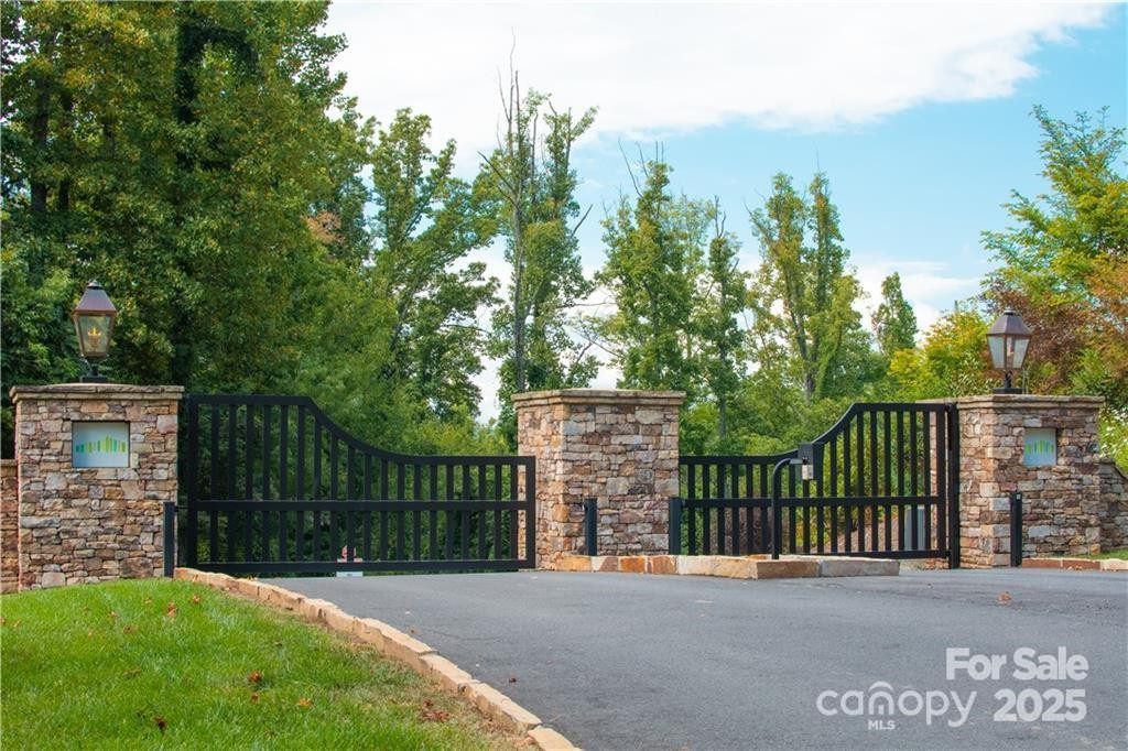 17 Franklin Trace Drive #17 - Photo 2