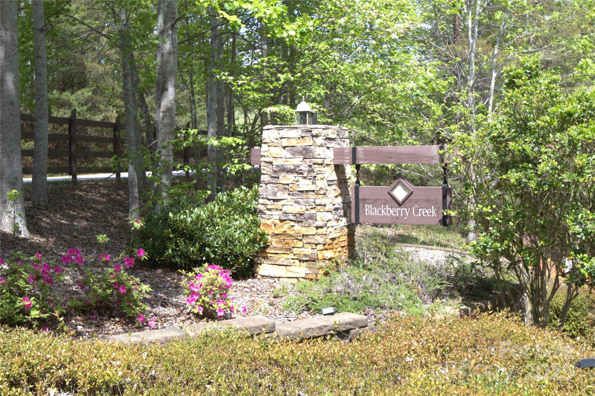 00 Dirksen Avenue #68 - Photo 2