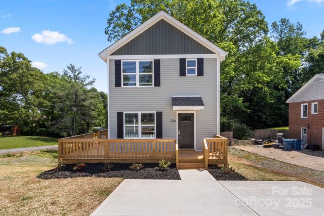 236 Elizabeth Avenue