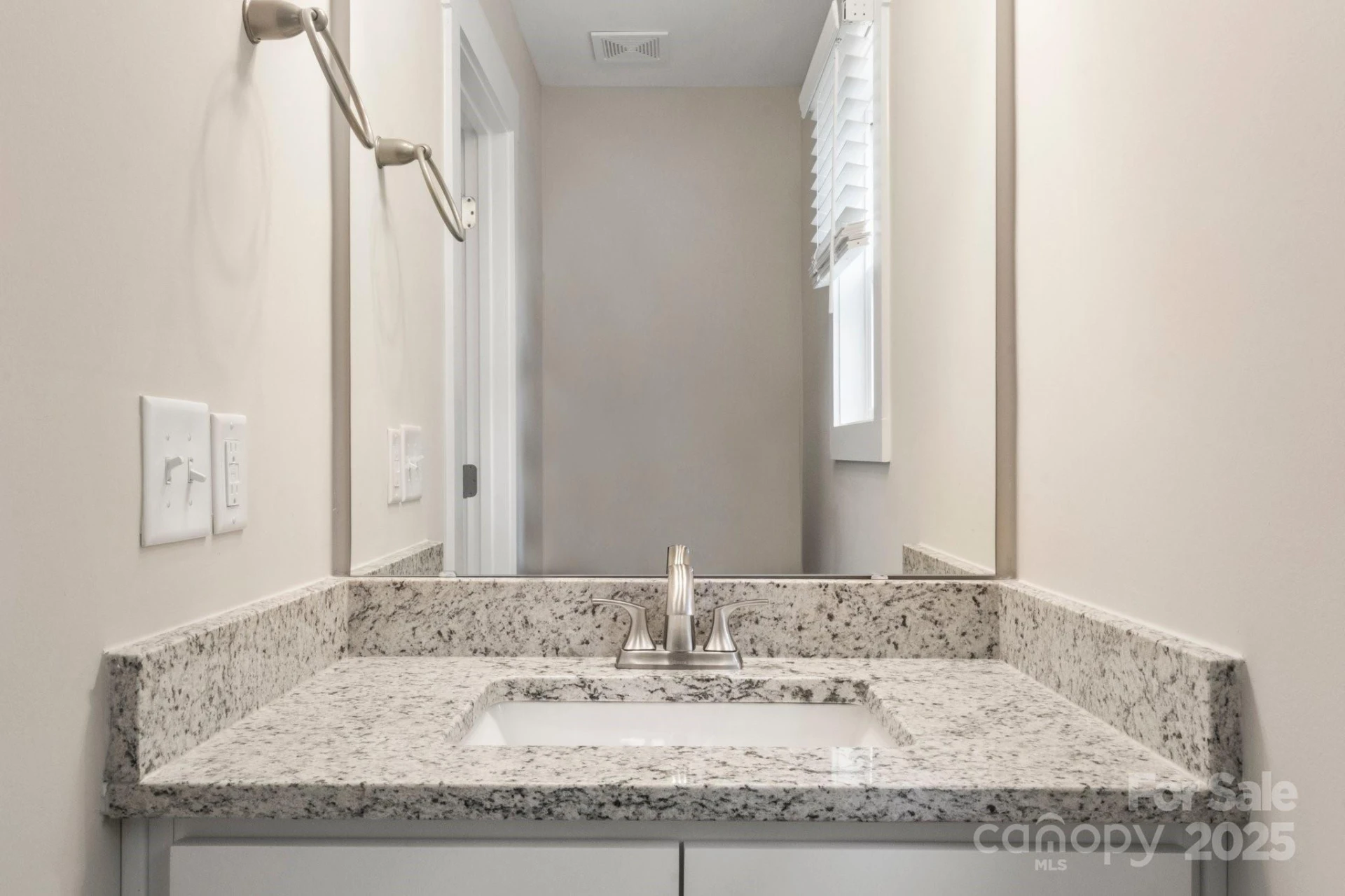 236 Elizabeth Avenue - Photo 12
