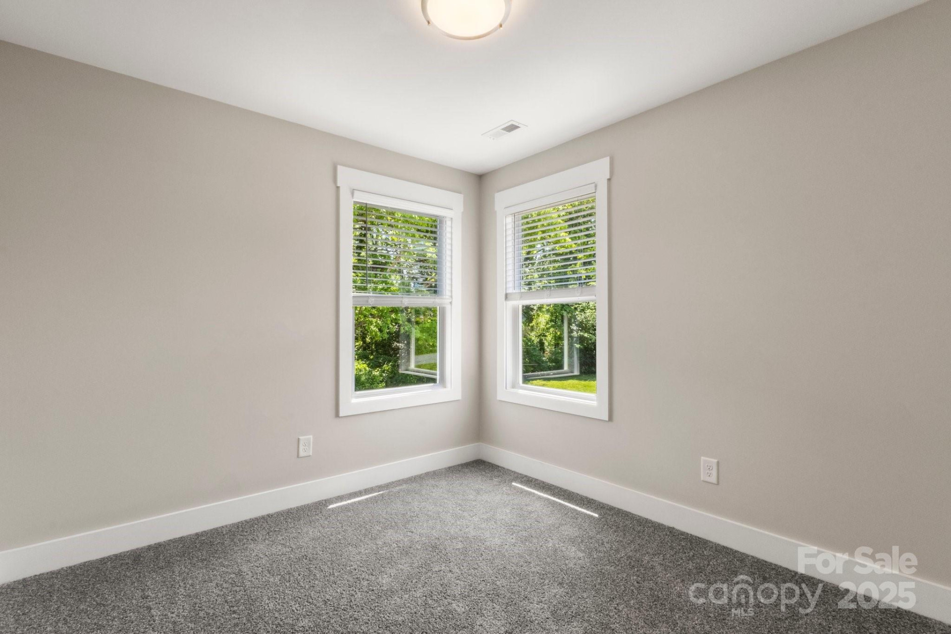 236 Elizabeth Avenue - Photo 17
