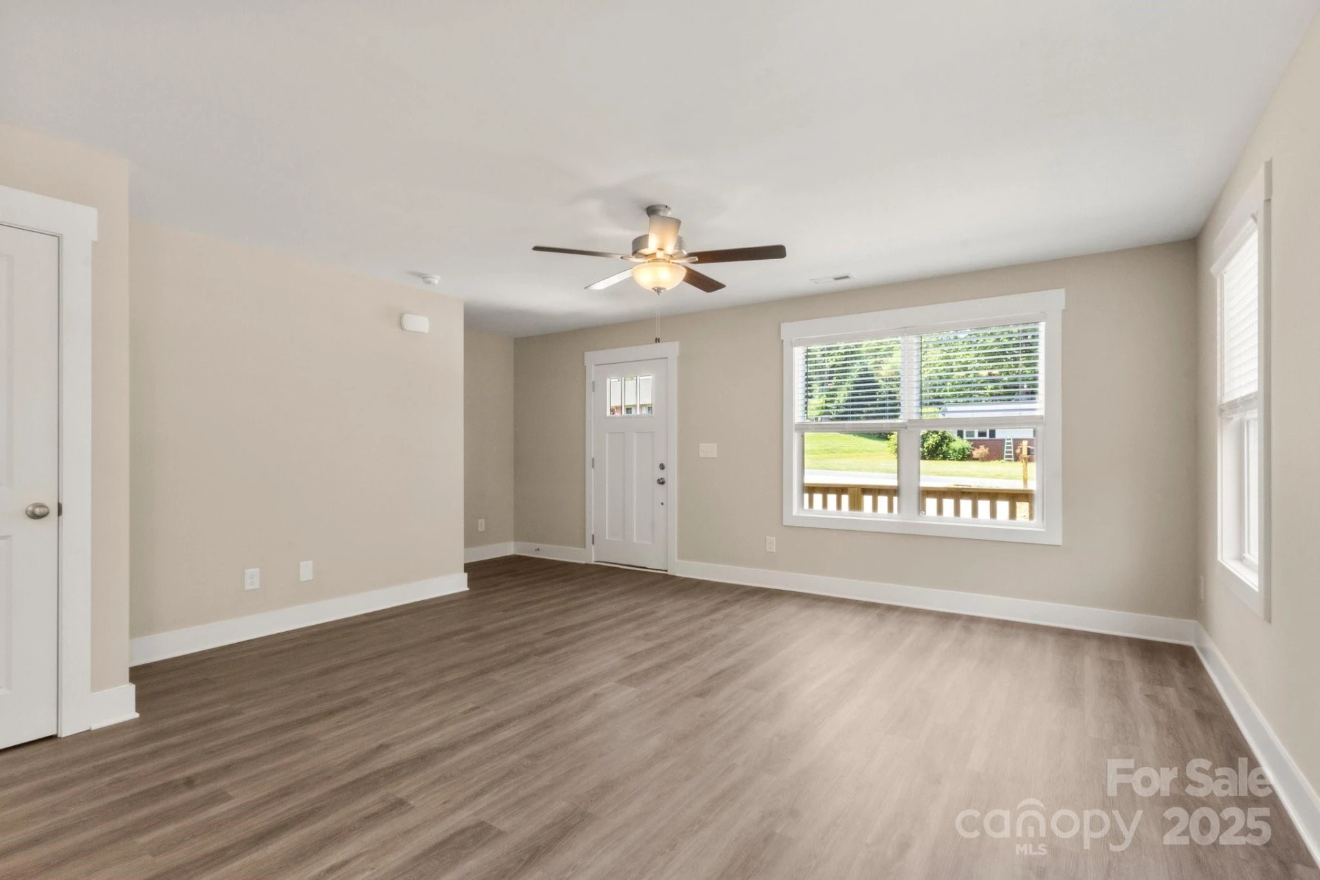 236 Elizabeth Avenue - Photo 4