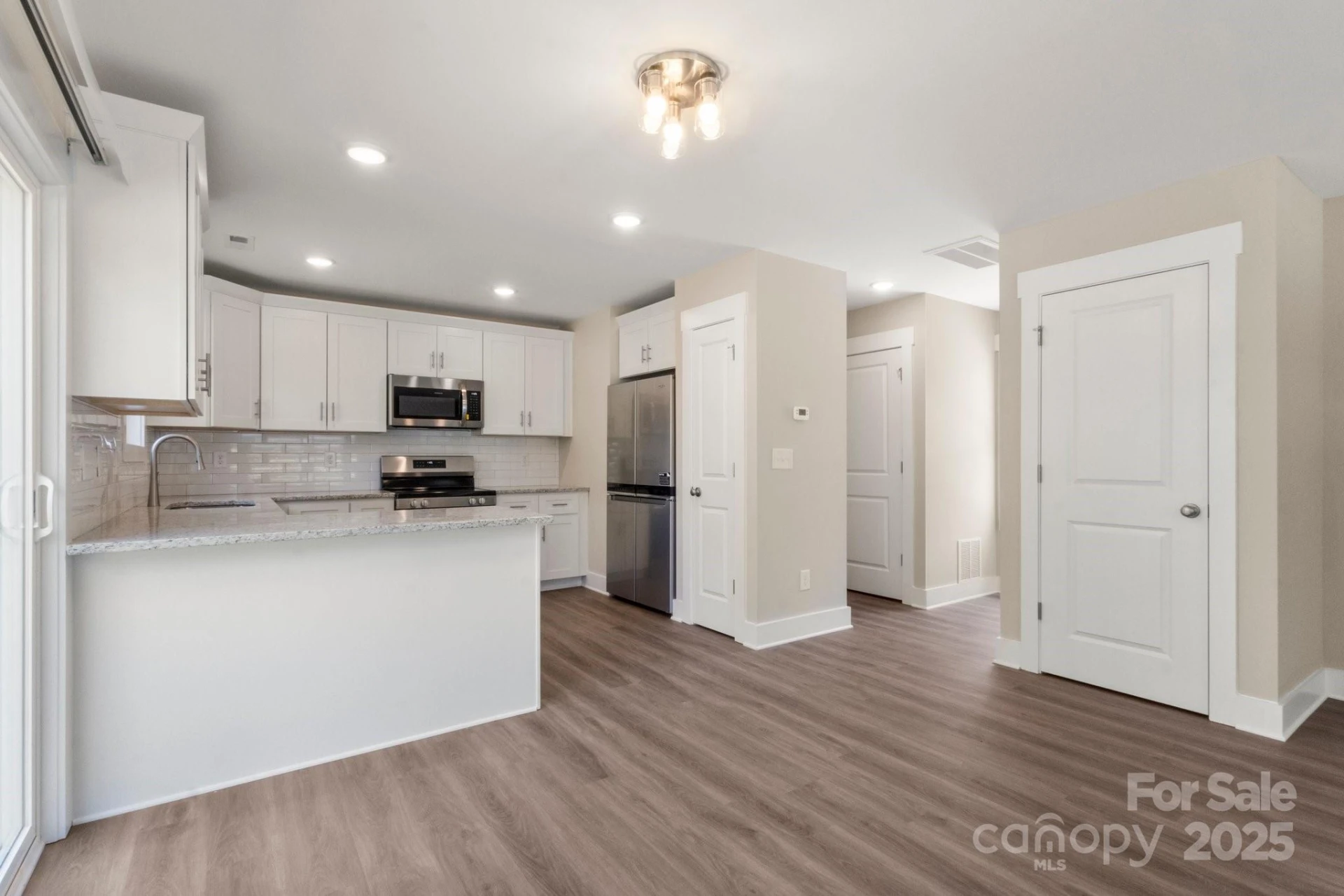 236 Elizabeth Avenue - Photo 9
