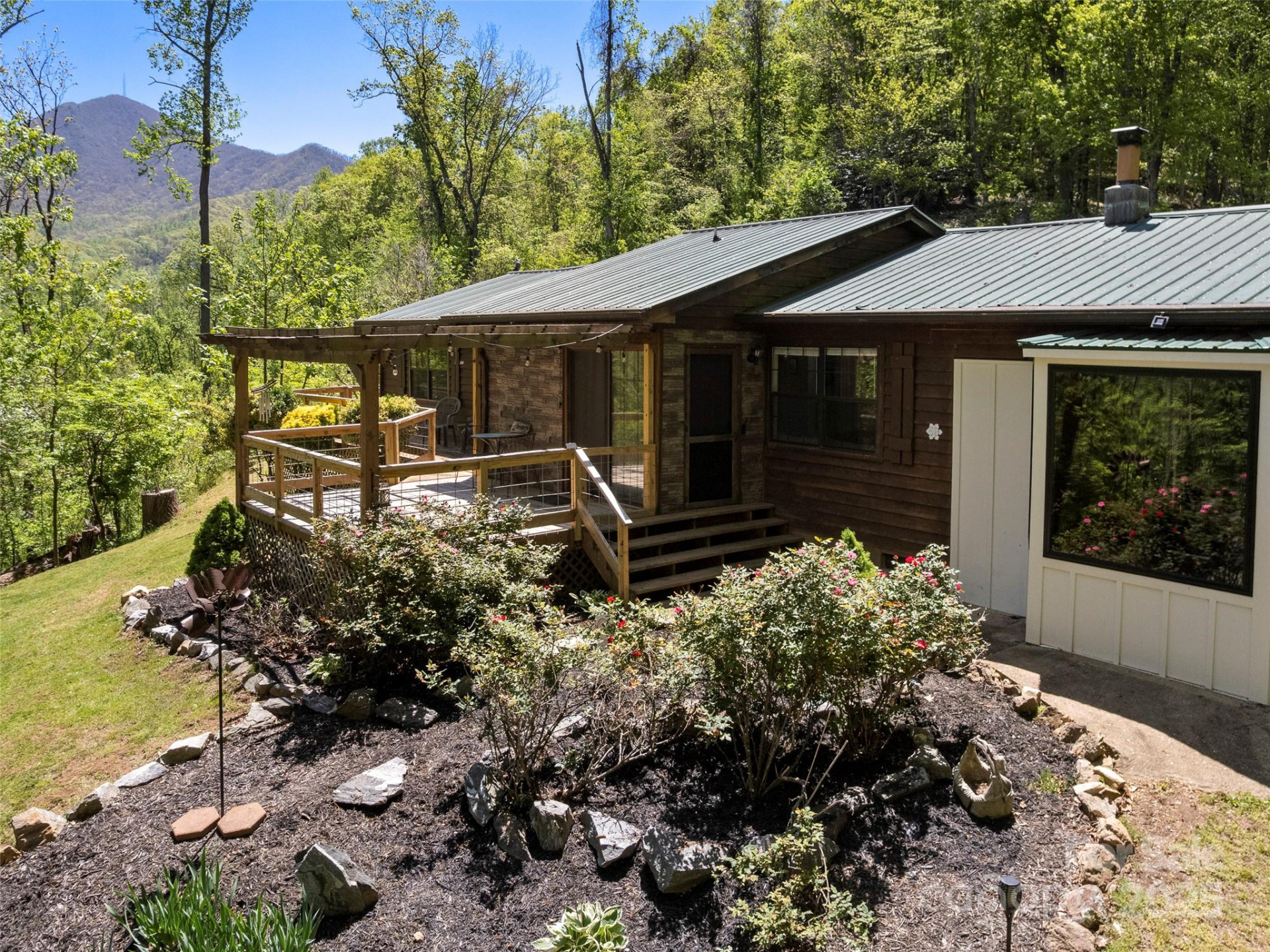 44 Sutton Knob Road