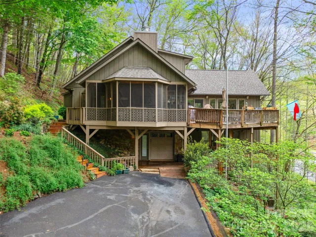 86 Laurel Drive
