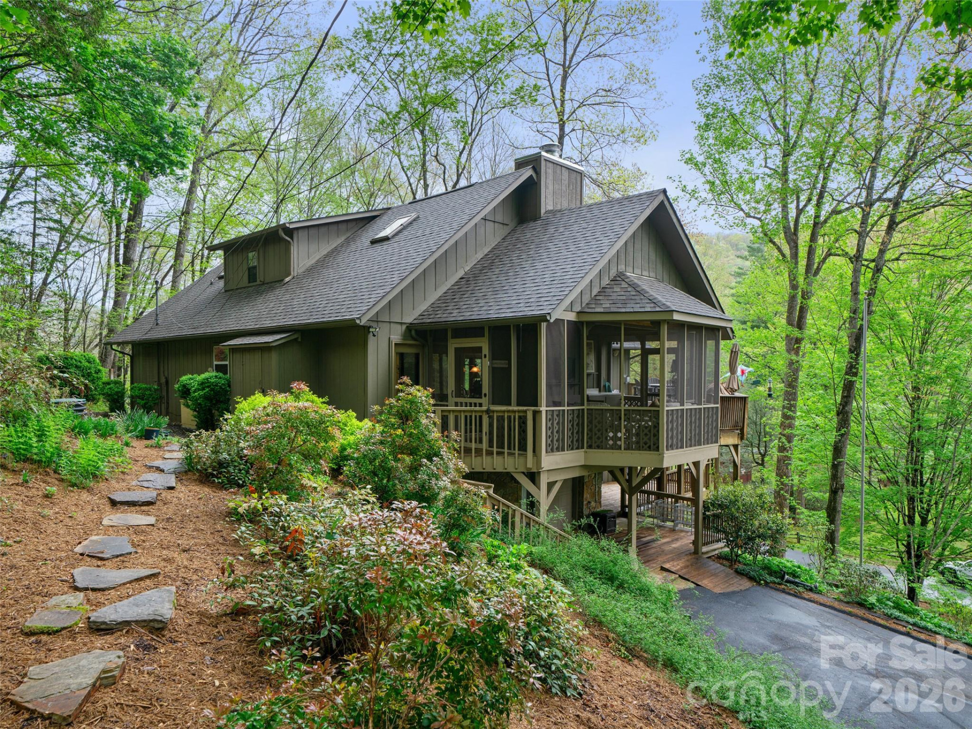 86 Laurel Drive - Photo 3