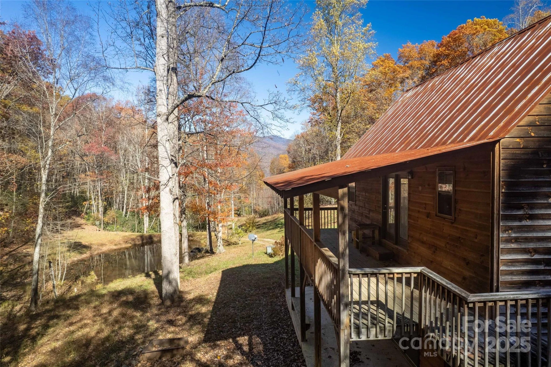 930 Copperhead Cove