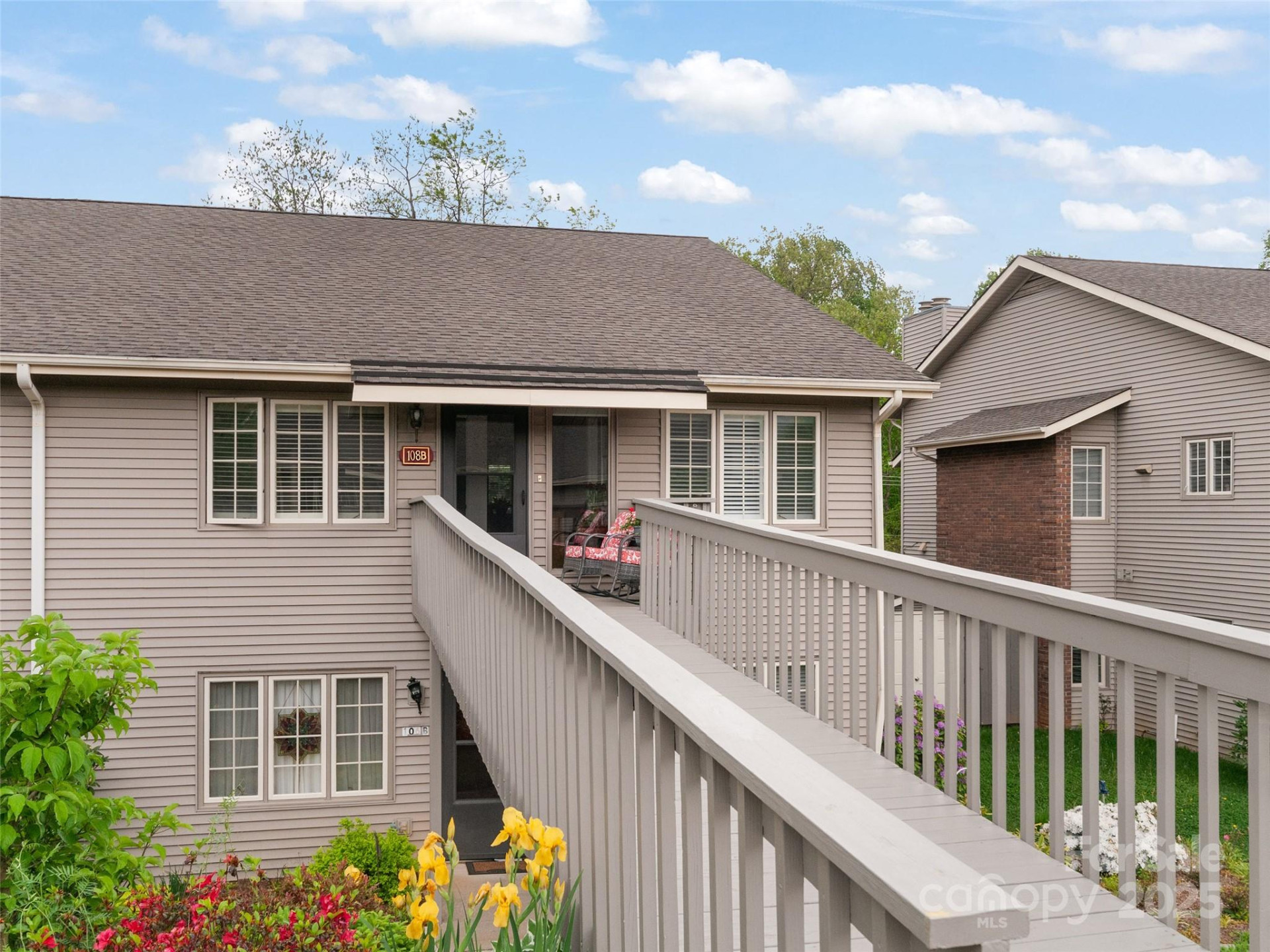 671 Haywood Street #108B - Photo 4