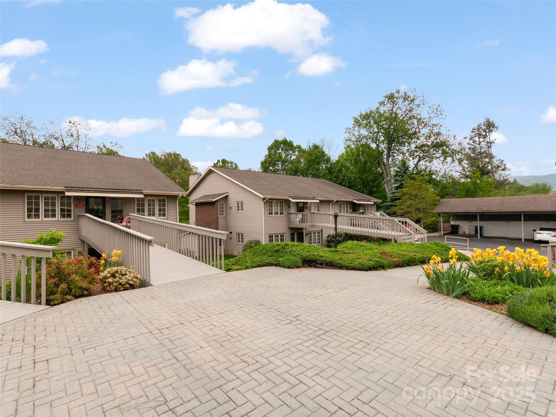 671 Haywood Street #108B - Photo 31