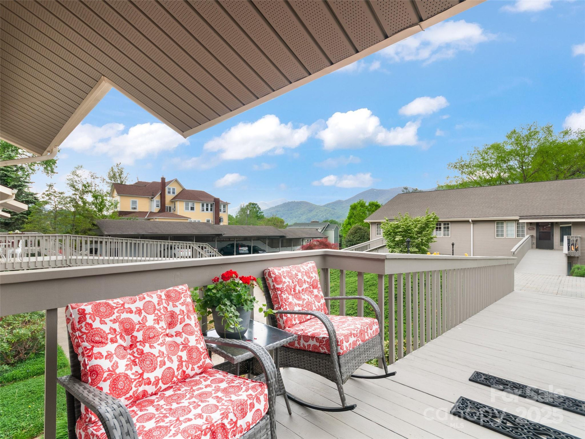 671 Haywood Street #108B - Photo 6