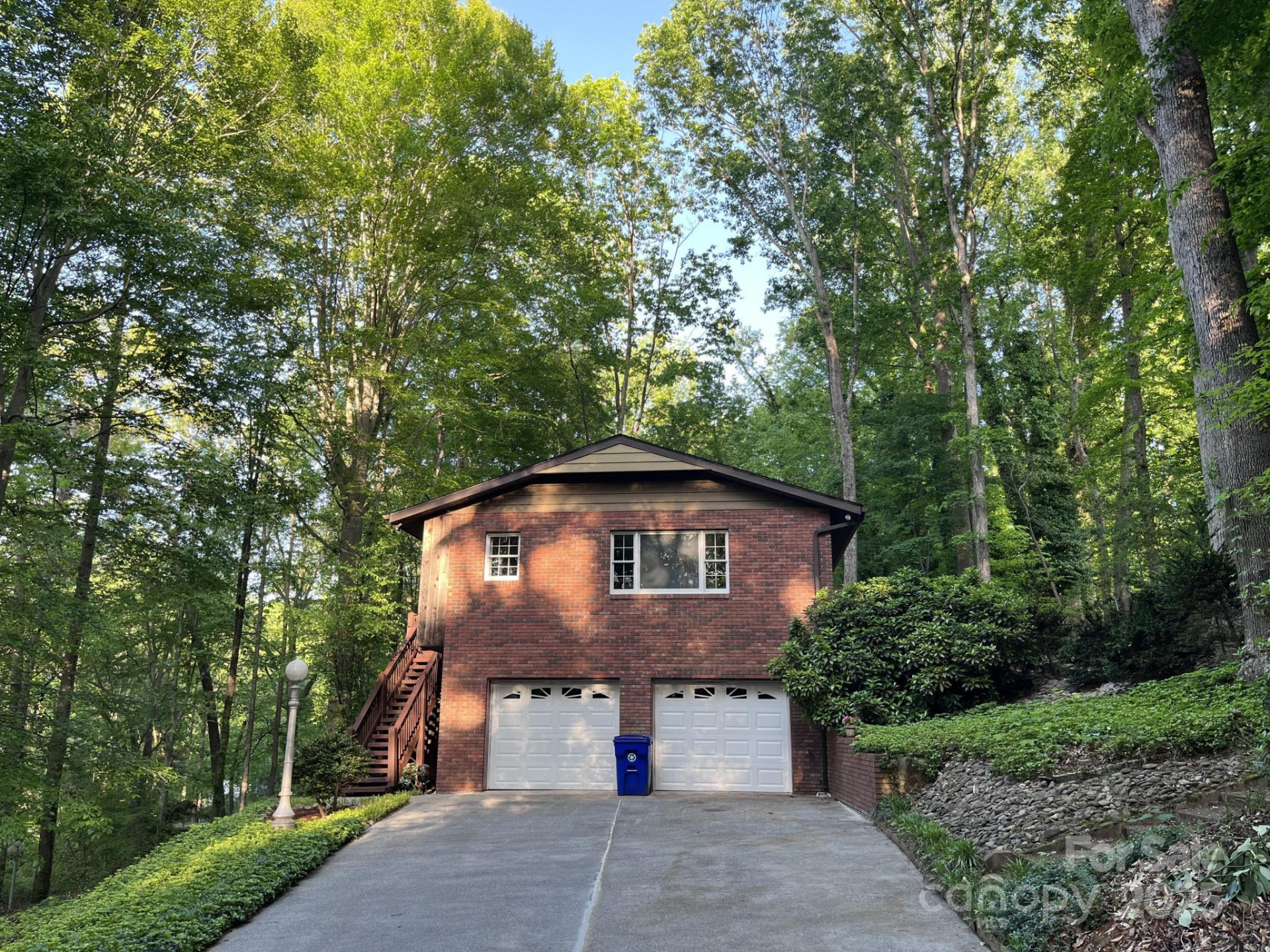 231 Davis Drive - Photo 2