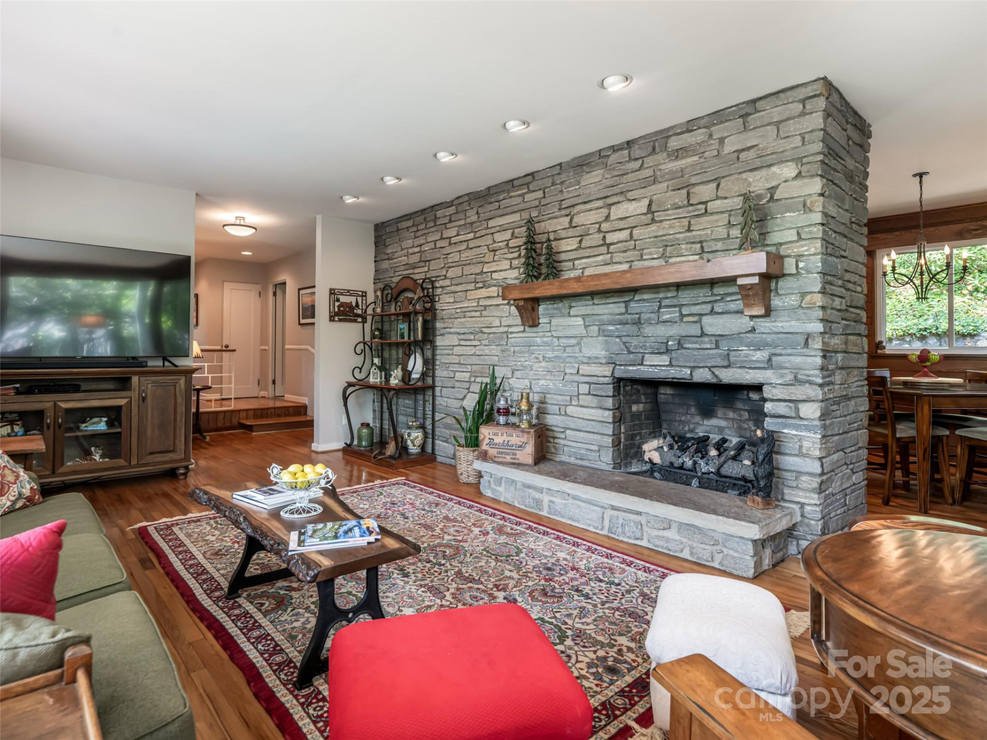 165 Country Club Drive - Photo 14