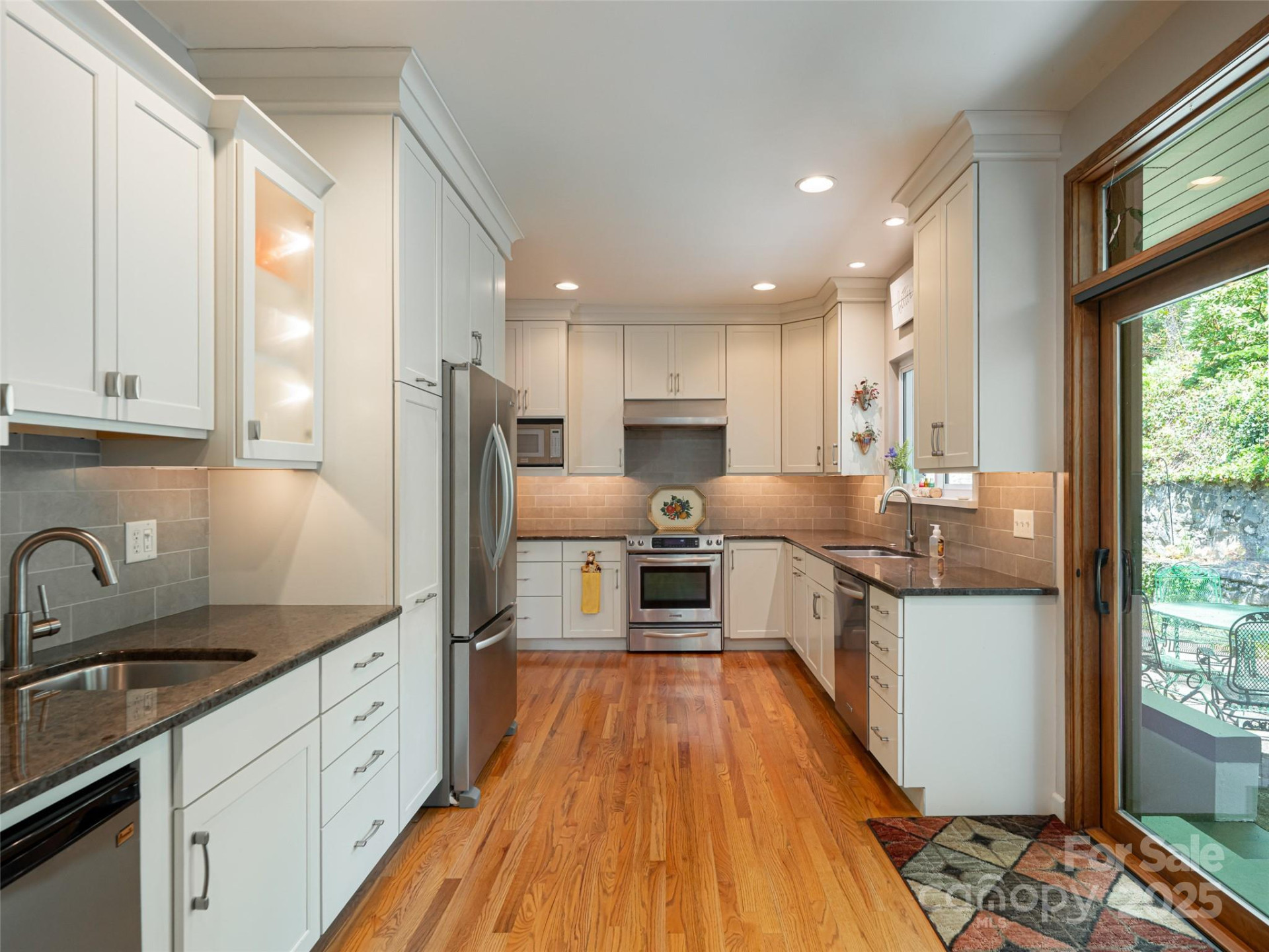 165 Country Club Drive - Photo 17