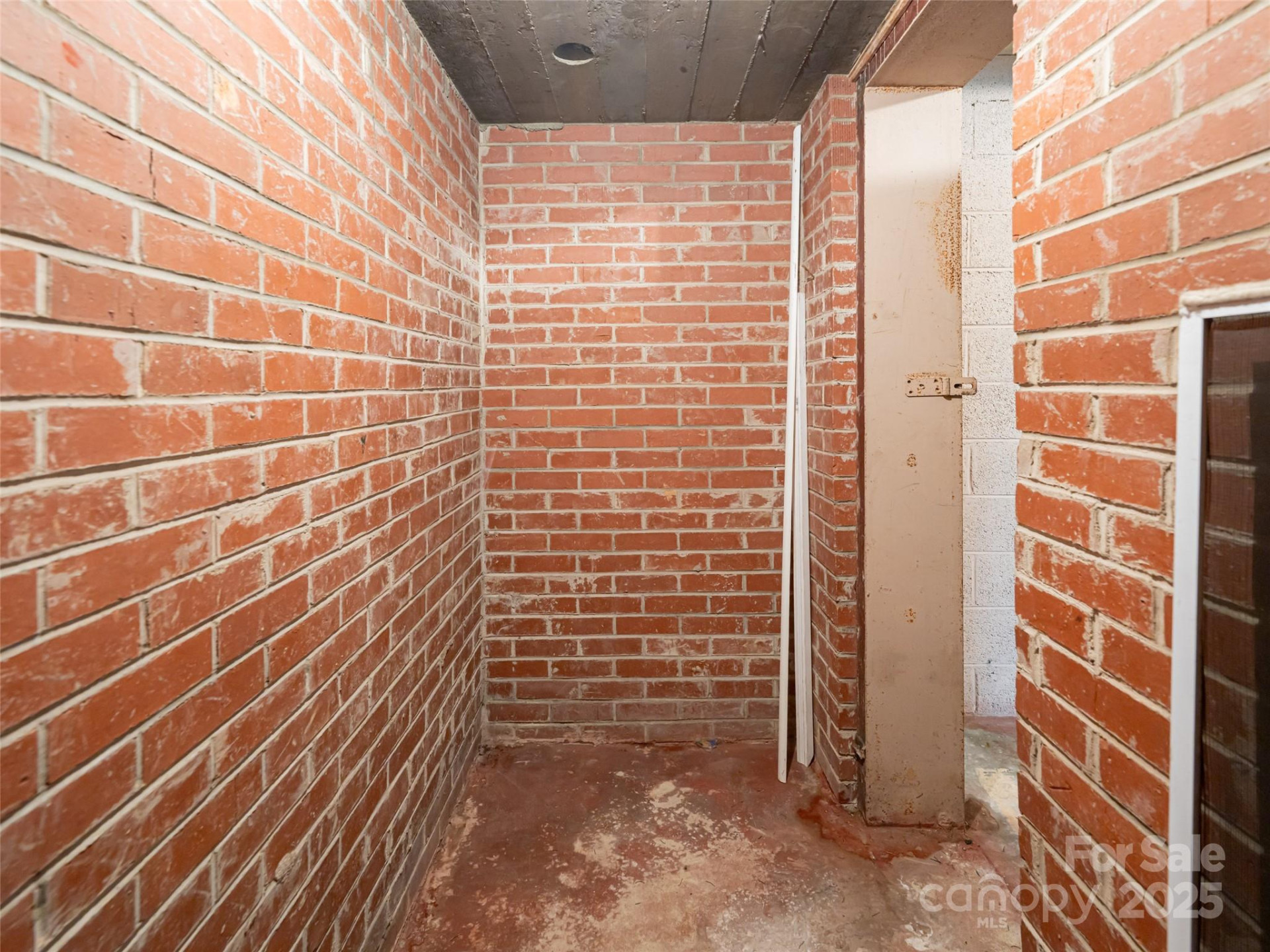 165 Country Club Drive - Photo 30