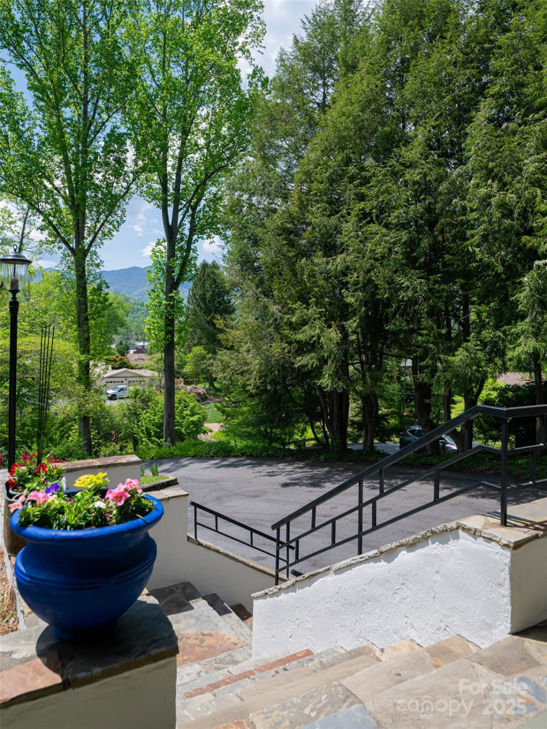 165 Country Club Drive - Photo 39