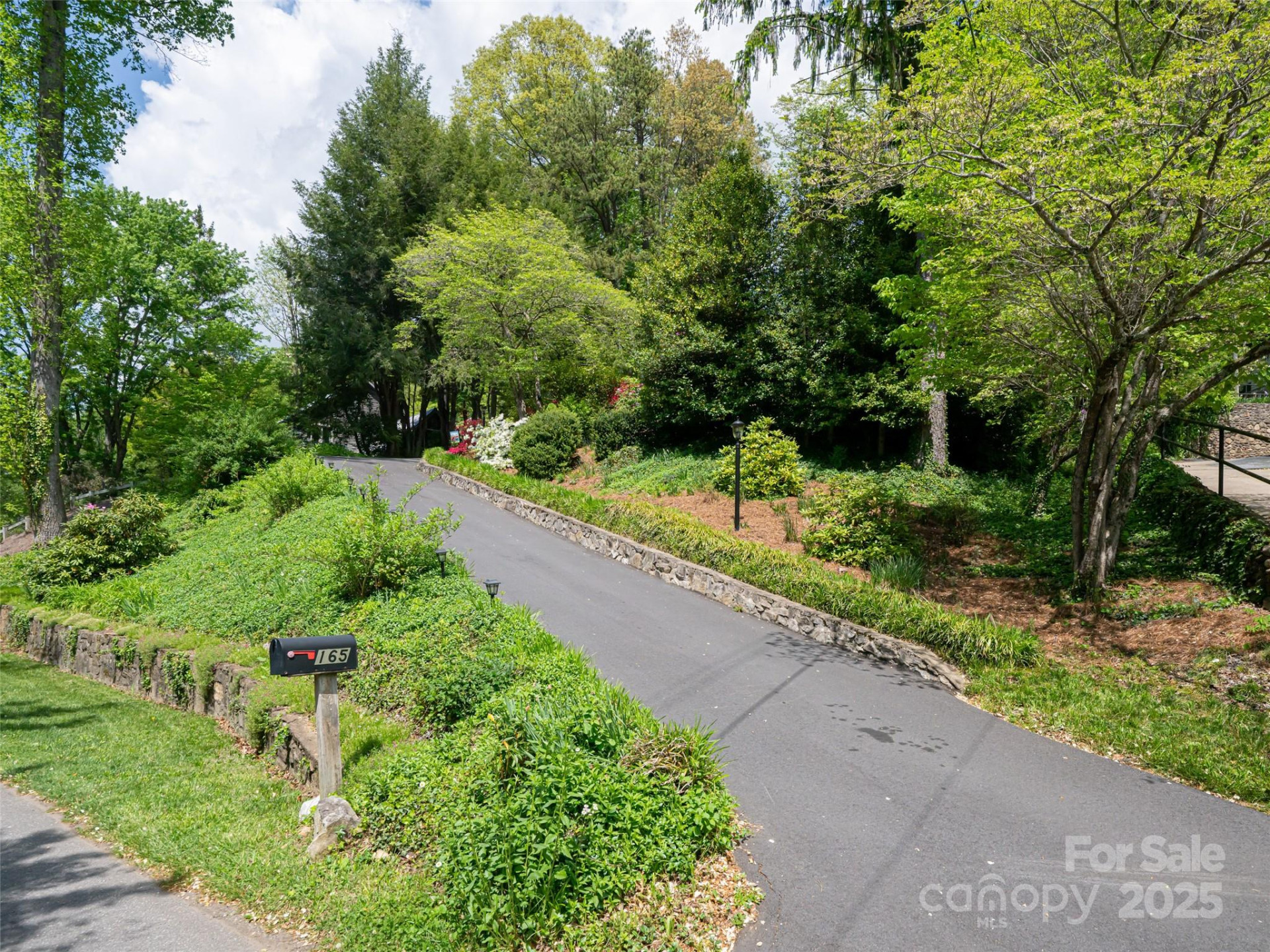 165 Country Club Drive - Photo 42