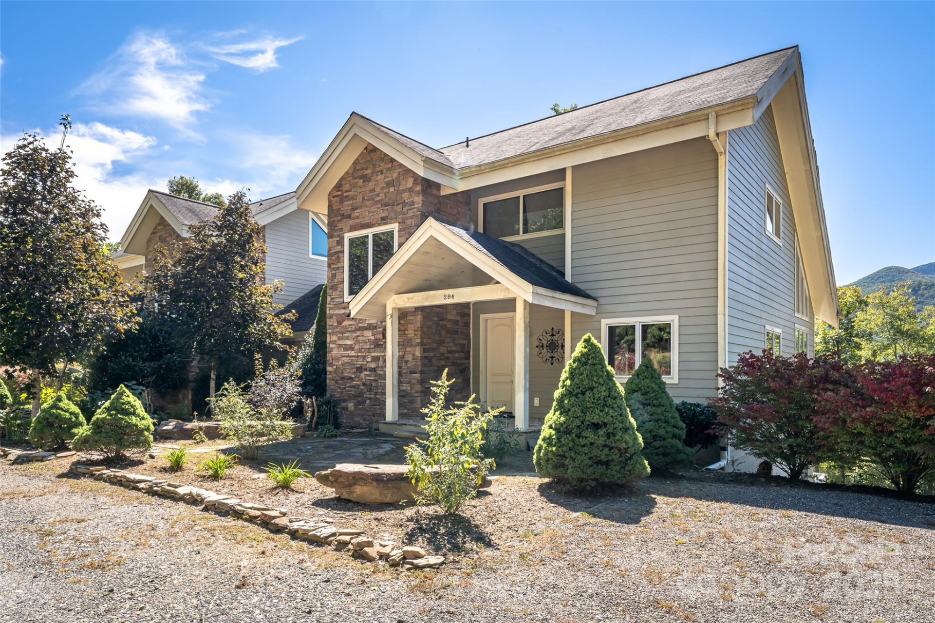 284 Mt. Mitchell Drive #2/1 - Photo 2