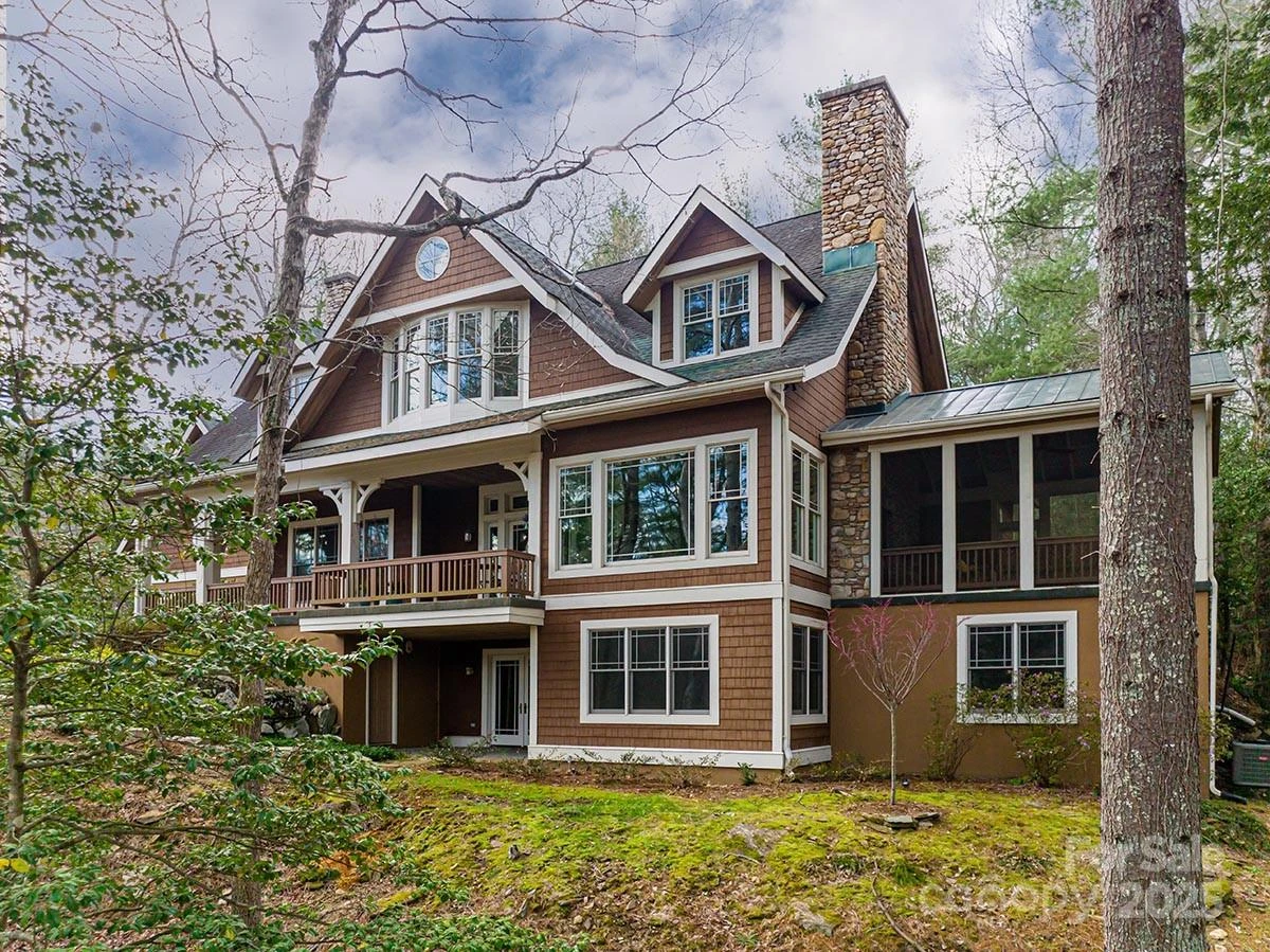 343 Racquet Club Road