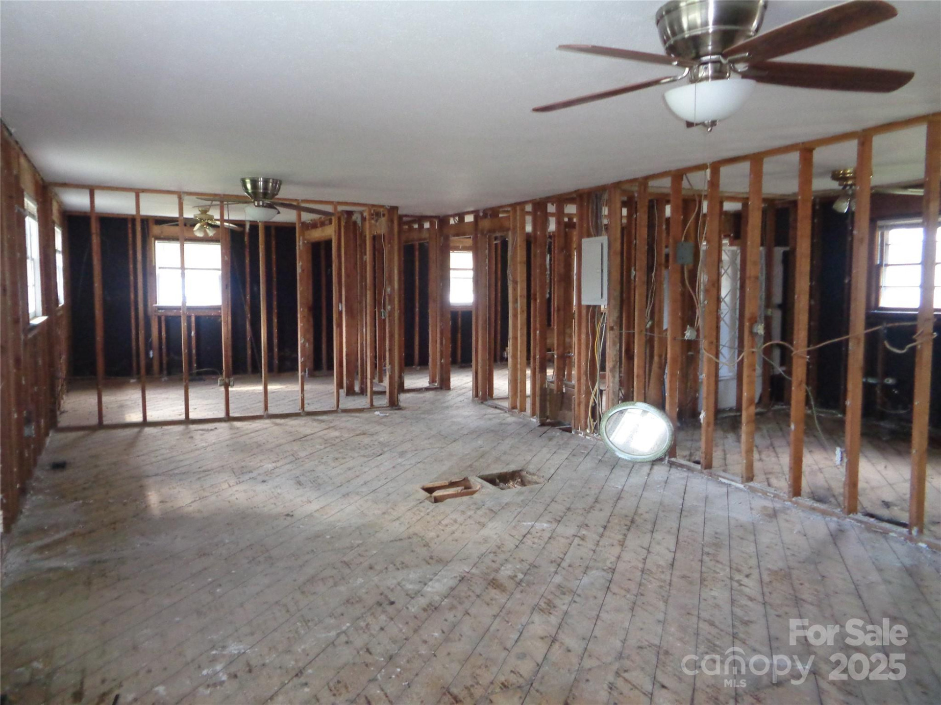 252 Rogers Street - Photo 3