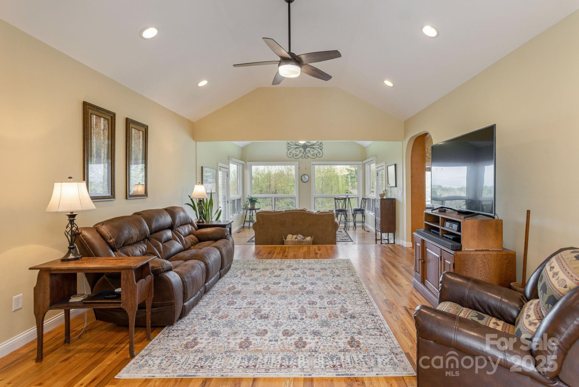 28 Tudor Crescent Court - Photo 15