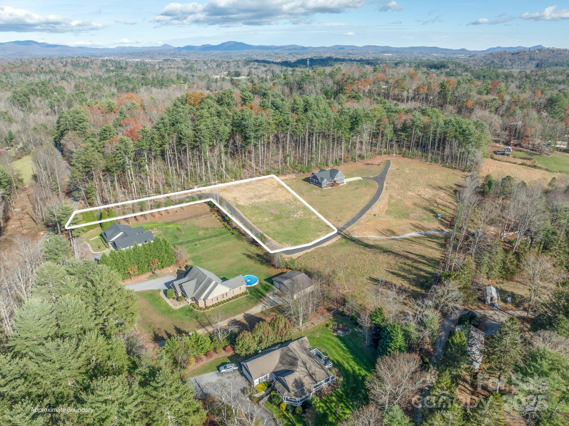 00 Kelly Daniele Lane #1