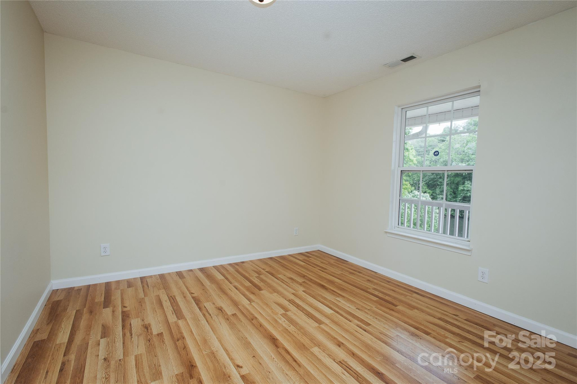 207 Lakeview Drive - Photo 23