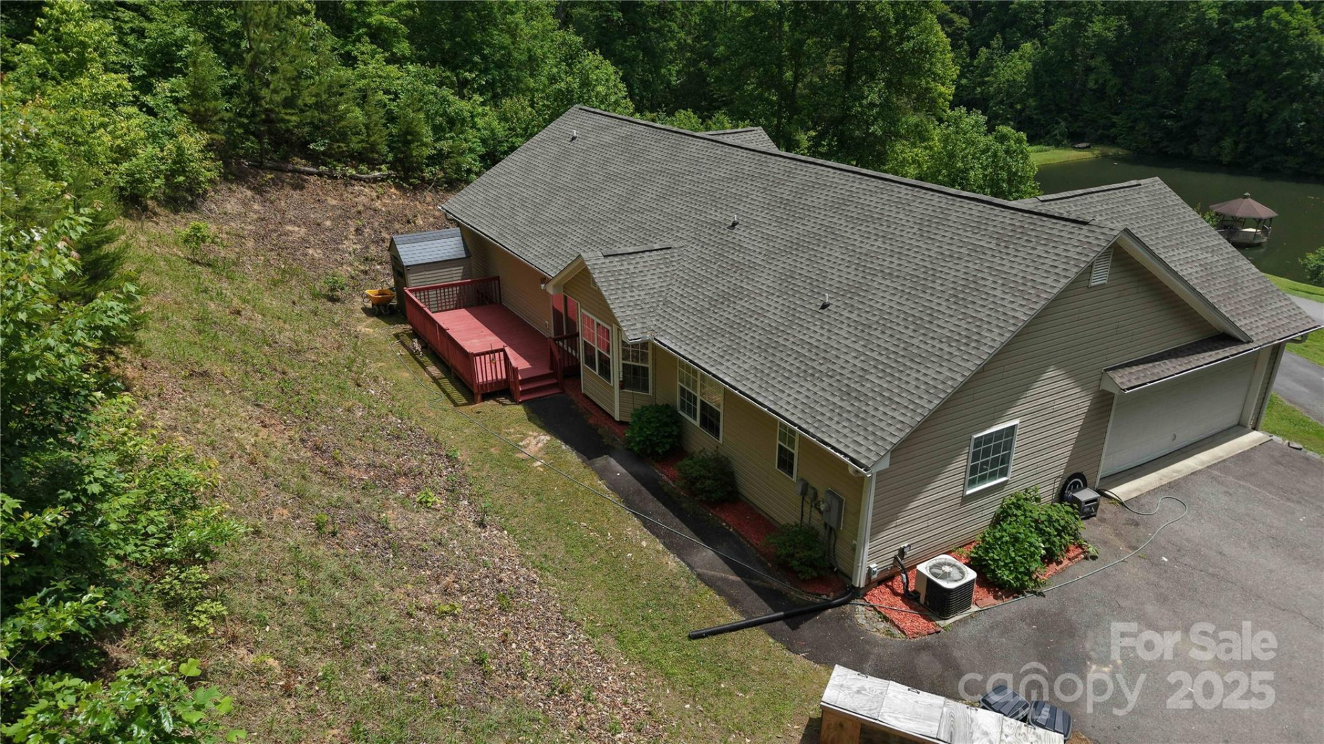 207 Lakeview Drive - Photo 7