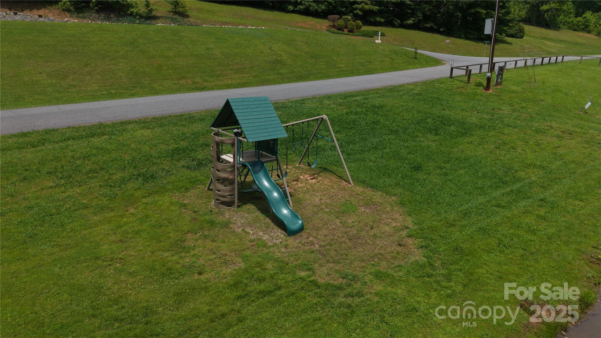 207 Lakeview Drive - Photo 9