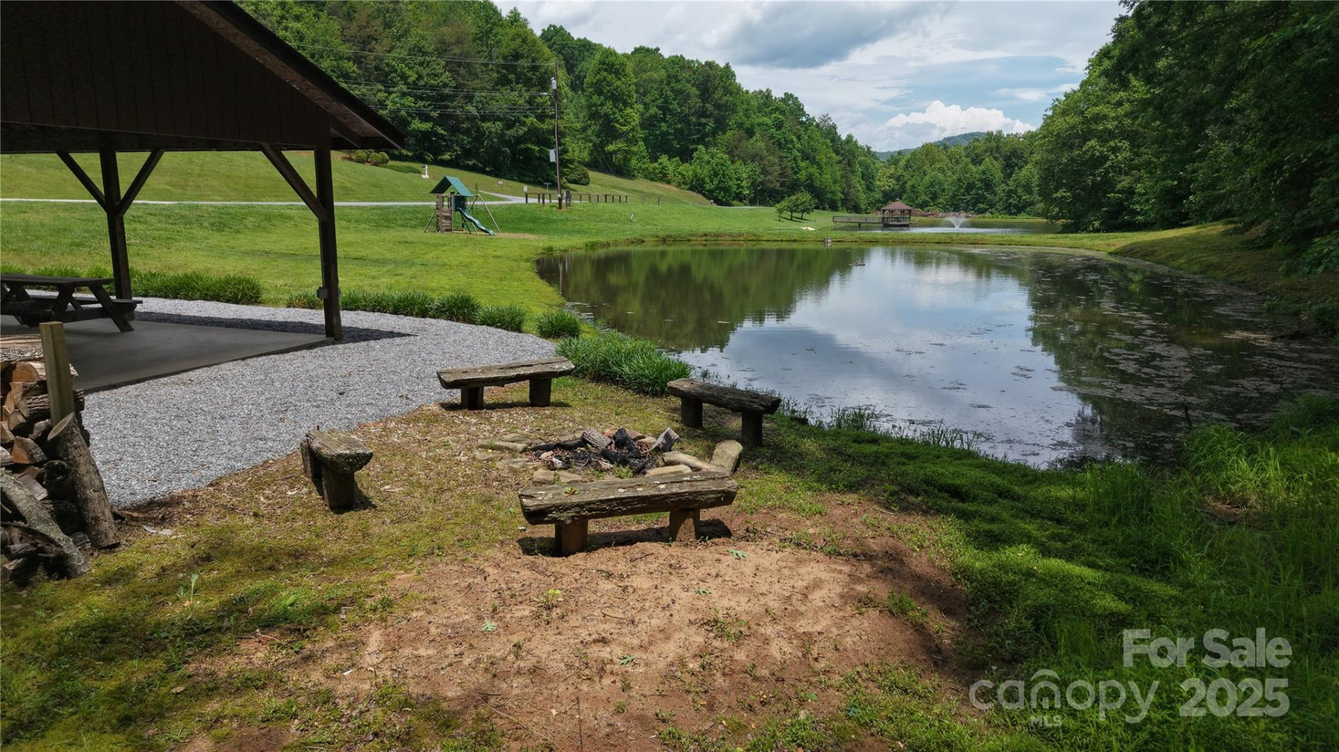 207 Lakeview Drive - Photo 10