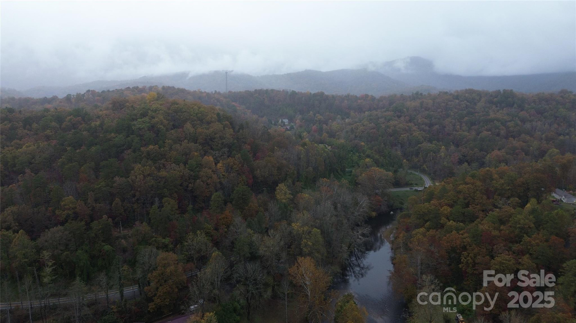 00 Riverside Drive #33/34 - Photo 2