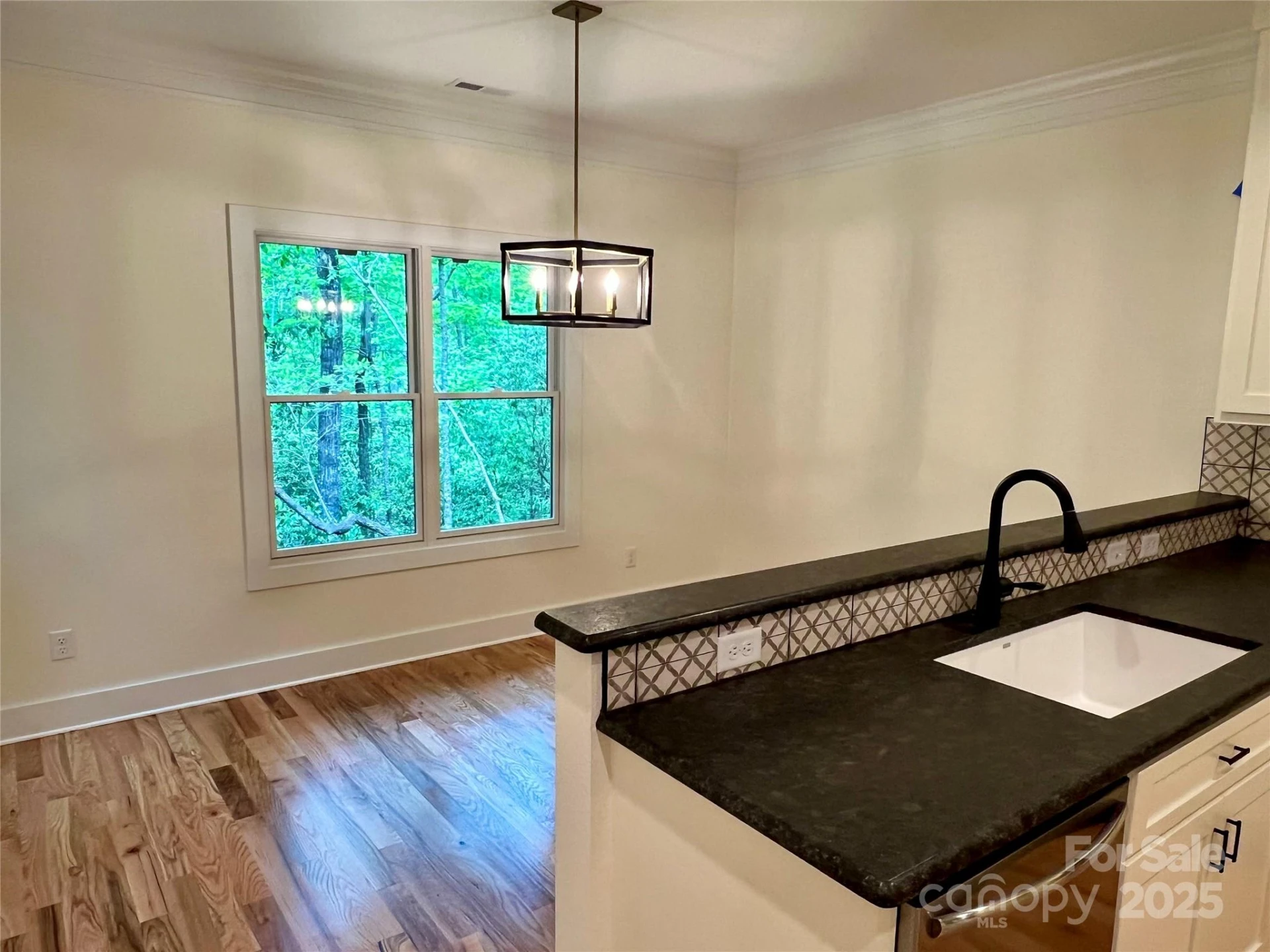 435 Soquili Drive - Photo 11