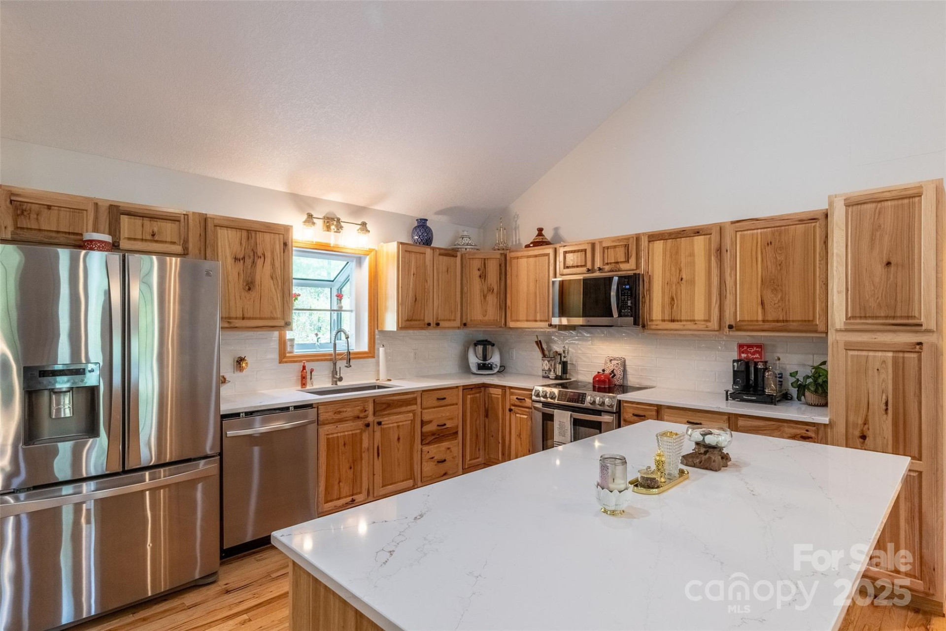 980 South River Road - Photo 4