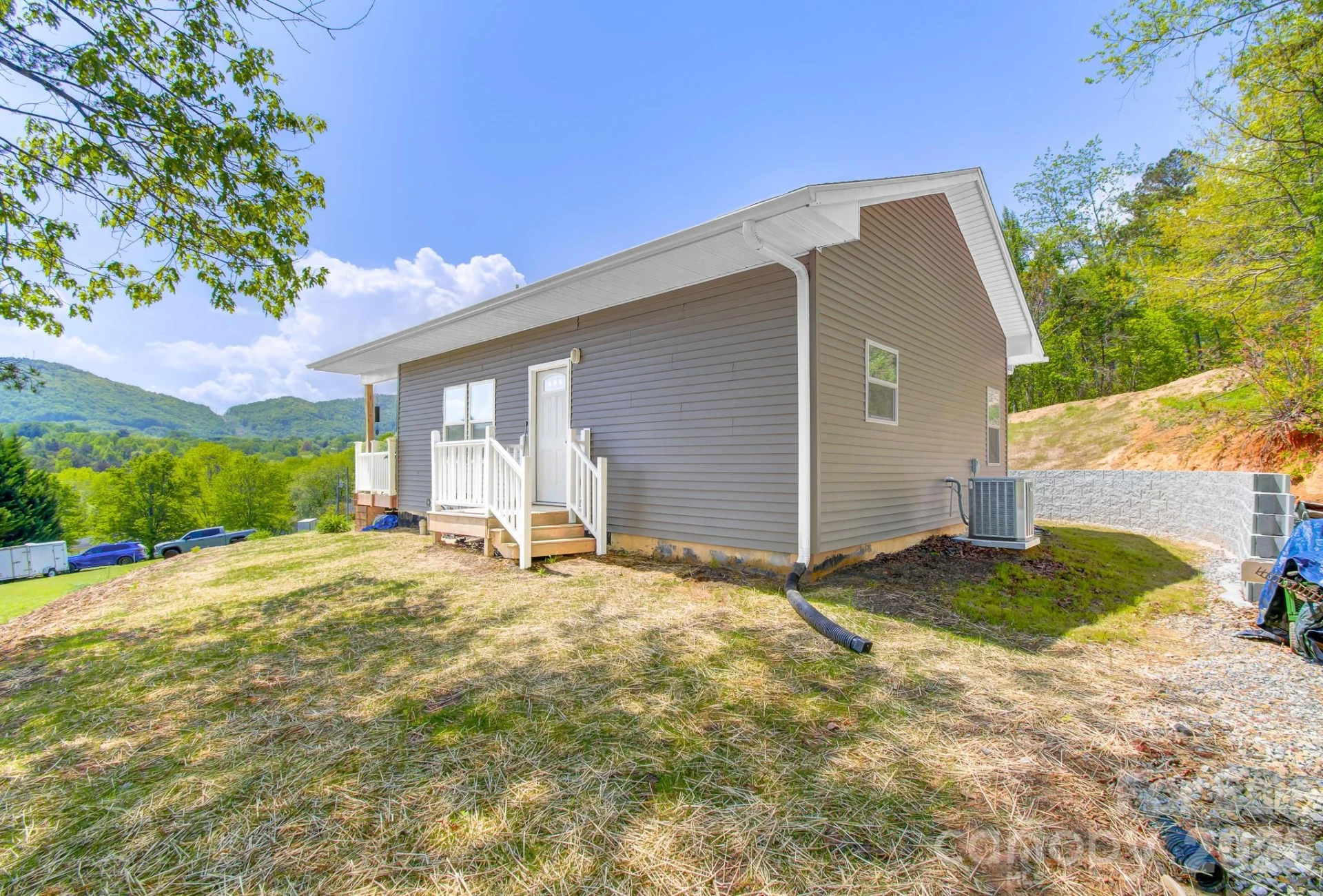 106 Thistle Field Drive - Photo 3