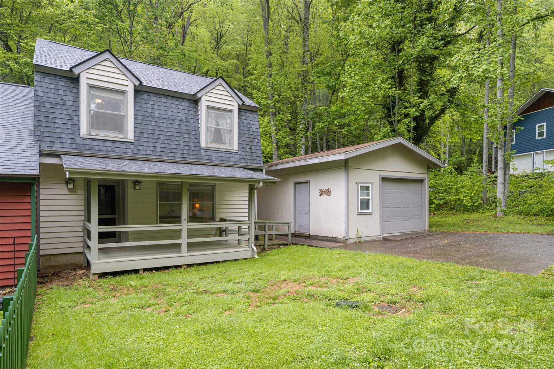 5 Creekside Drive