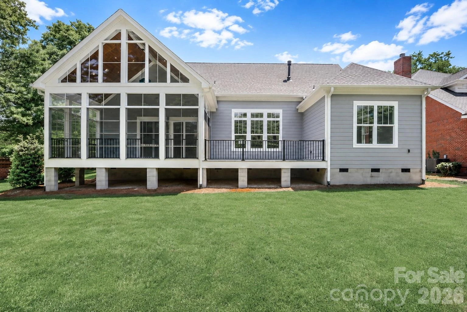 1061 The Glen Street - Photo 34