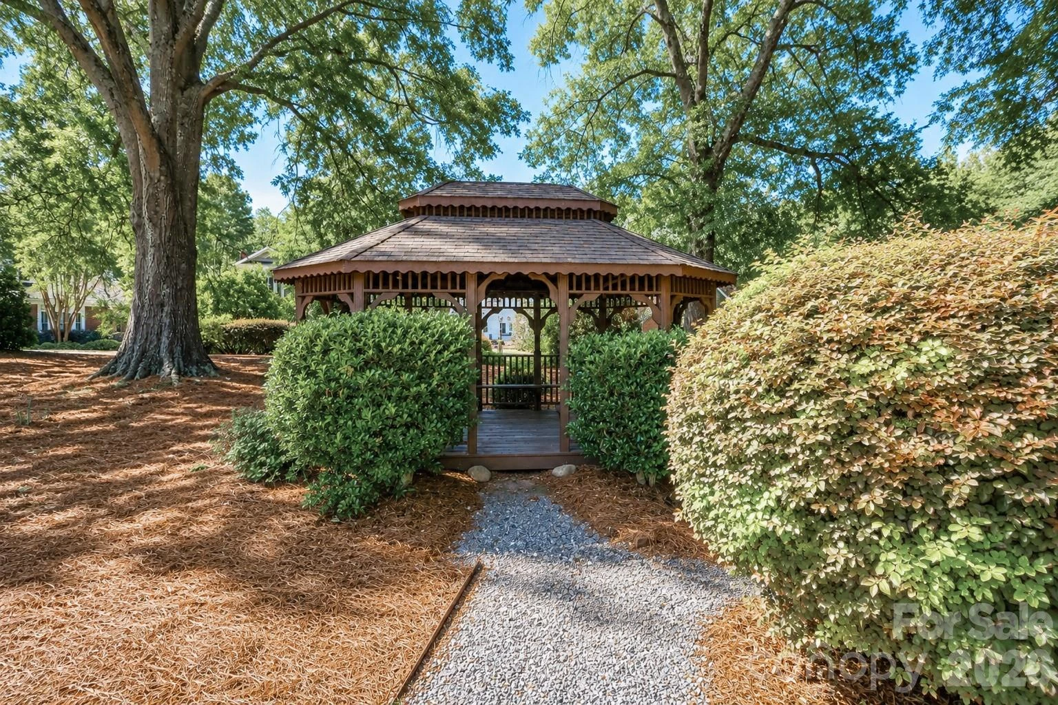 1061 The Glen Street - Photo 45