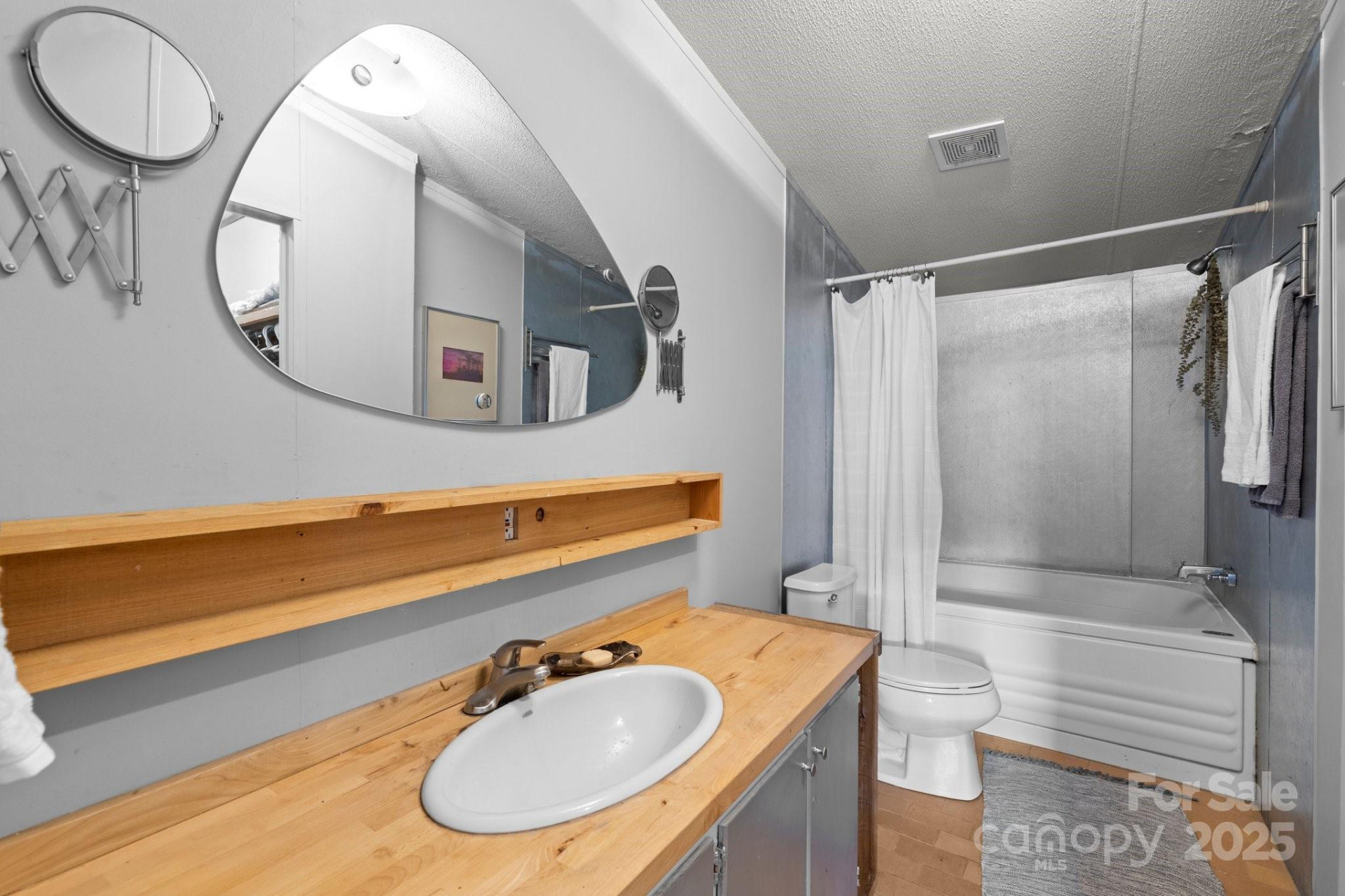 8252 Holbert Cove Road - Photo 18
